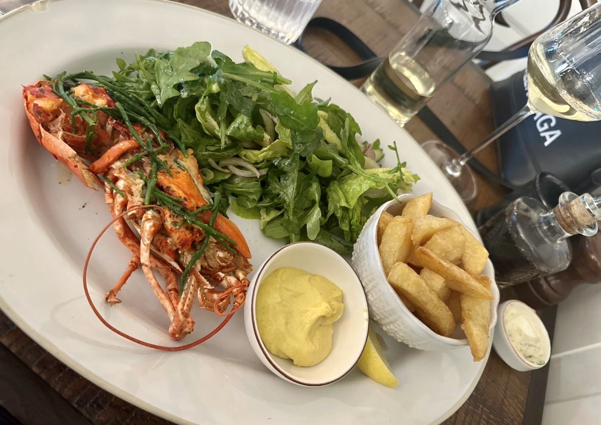 Houndgate Townhouse Hotel & Saltfish Seafood Restaurant 7
