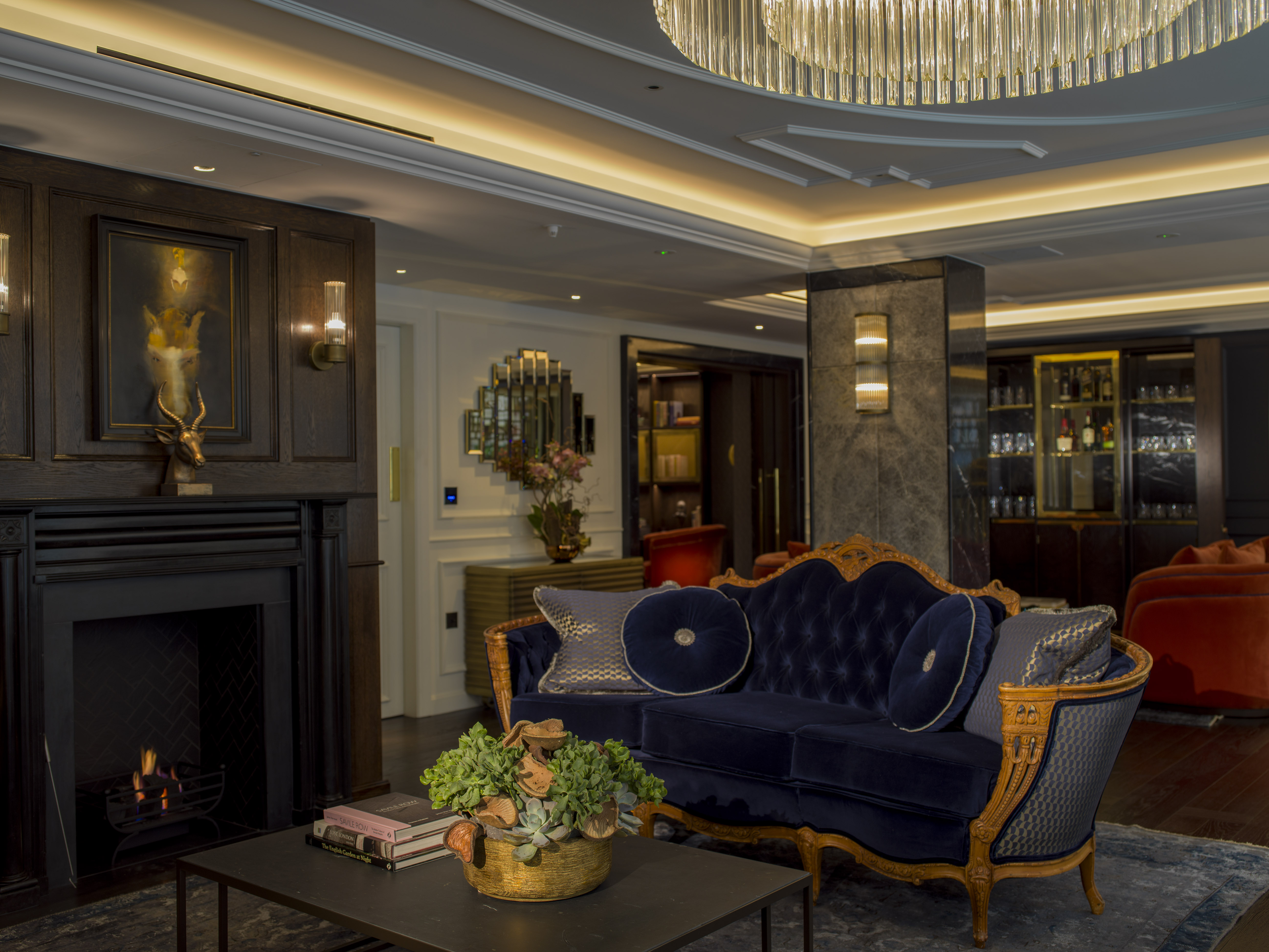 The Guardsman Hotel & Residence 8