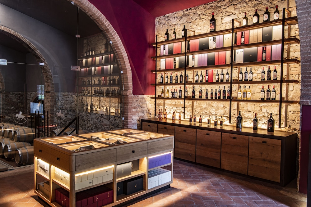 Borgo San Felice Resort Relais & Chateaux 7