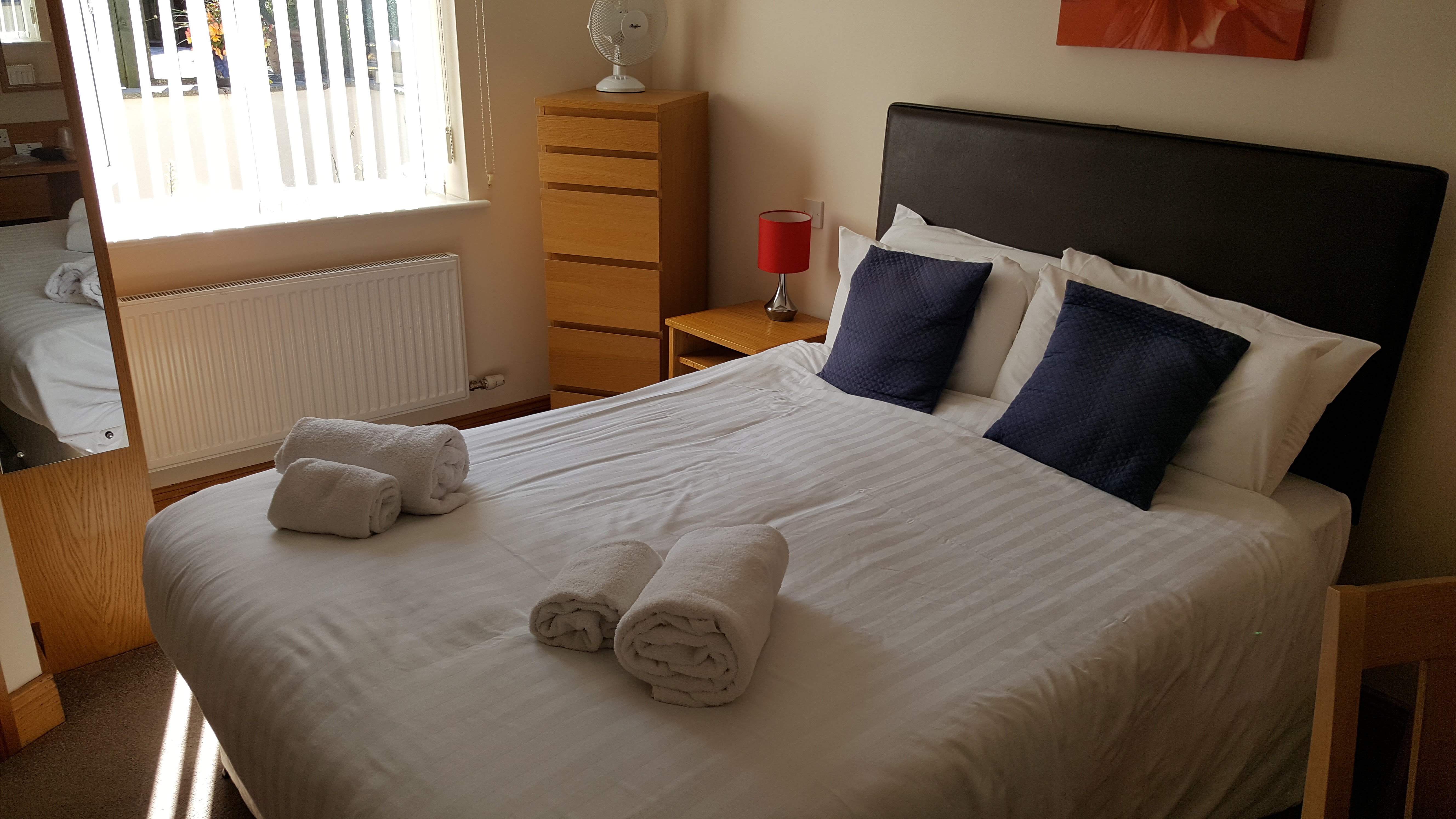 Holly Lodge B & B 3