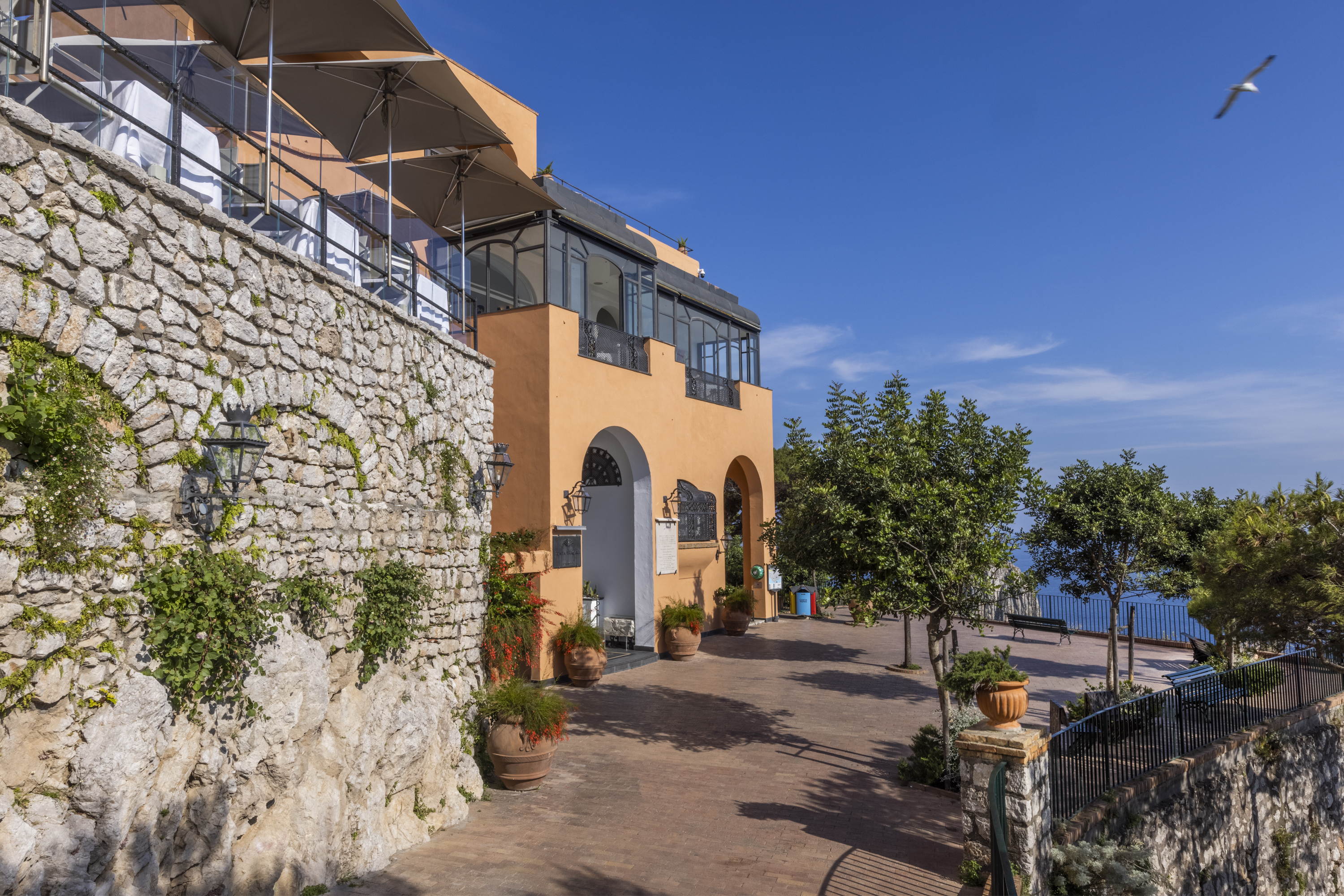 Hotel Punta Tragara 9
