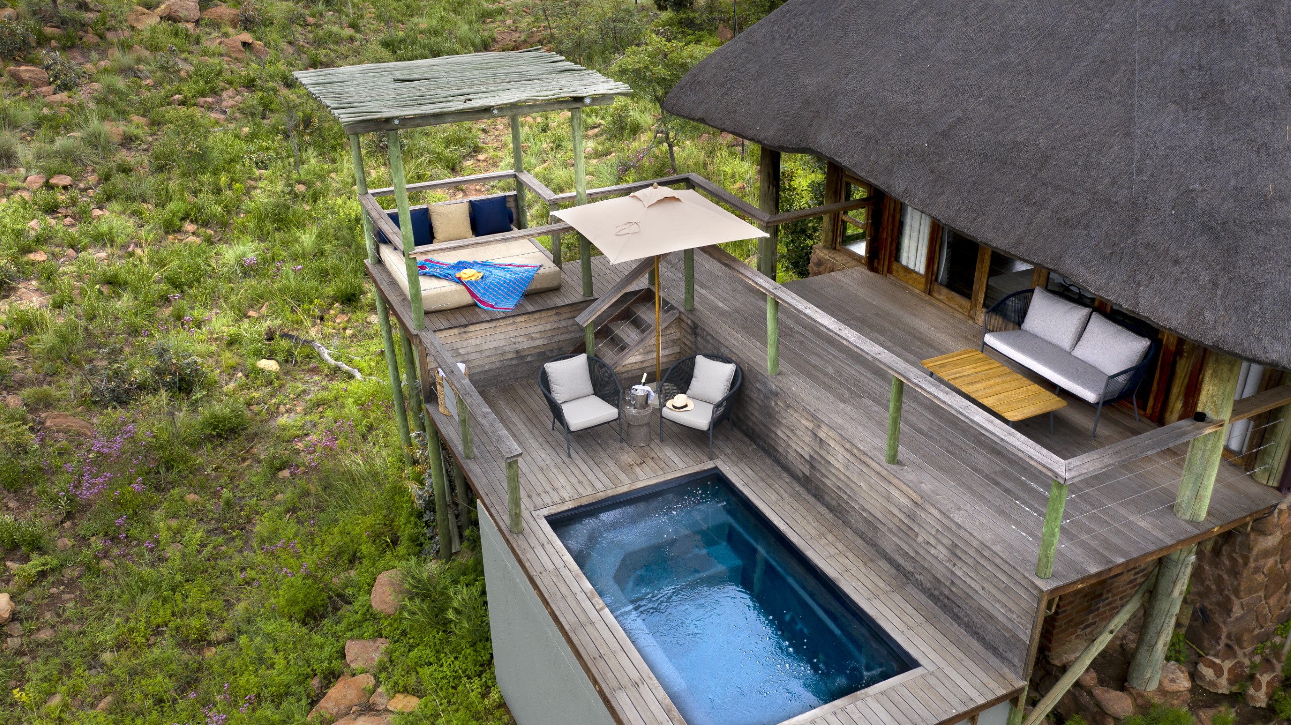 Mhondoro Safari Lodge & Villa 6