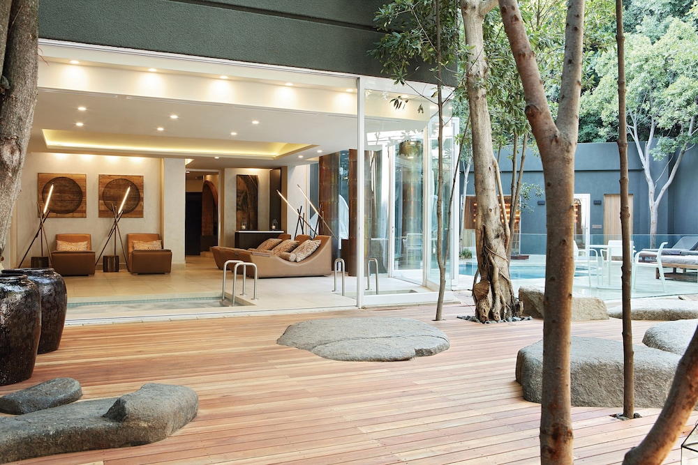 Saxon Hotel, Villas & Spa 18
