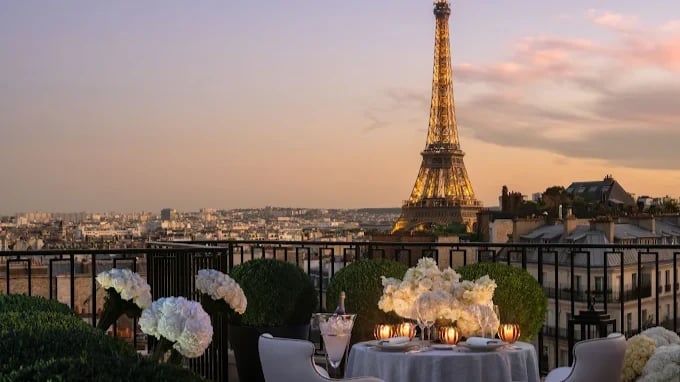 Four Seasons Hotel George V, Paris 4