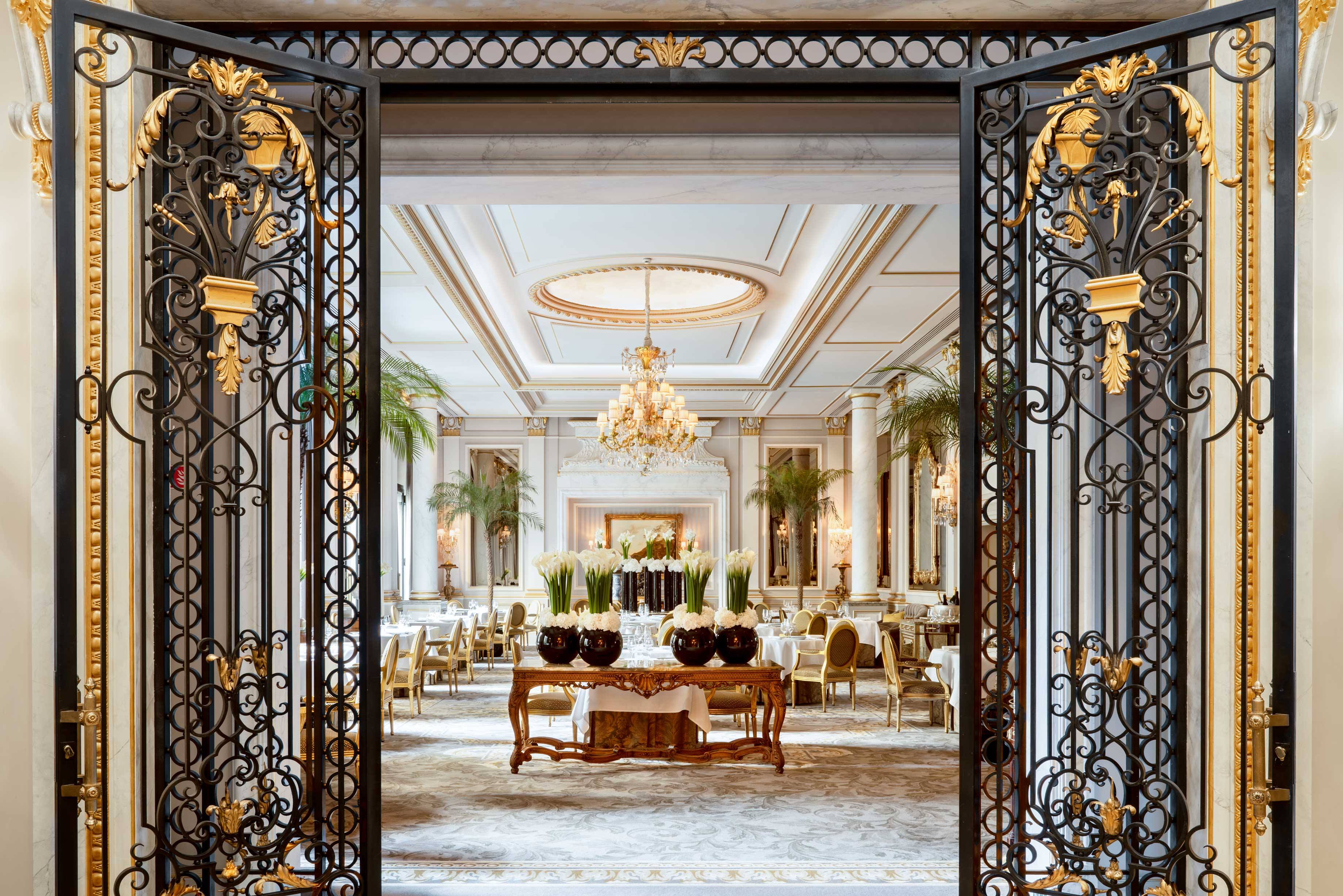 Four Seasons Hotel George V, Paris 6