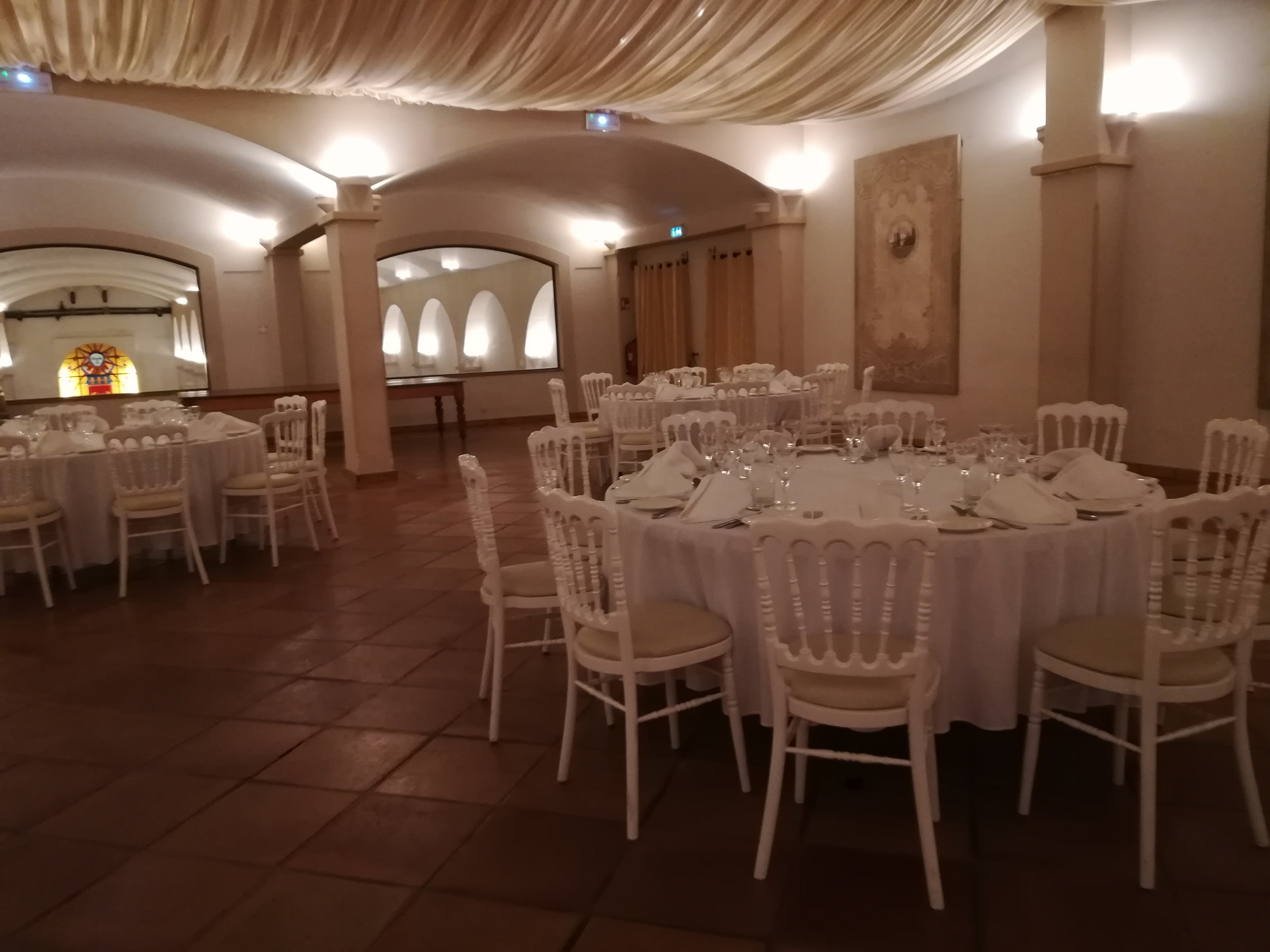 Chateau de Berne Hotel Spa Cellars 5