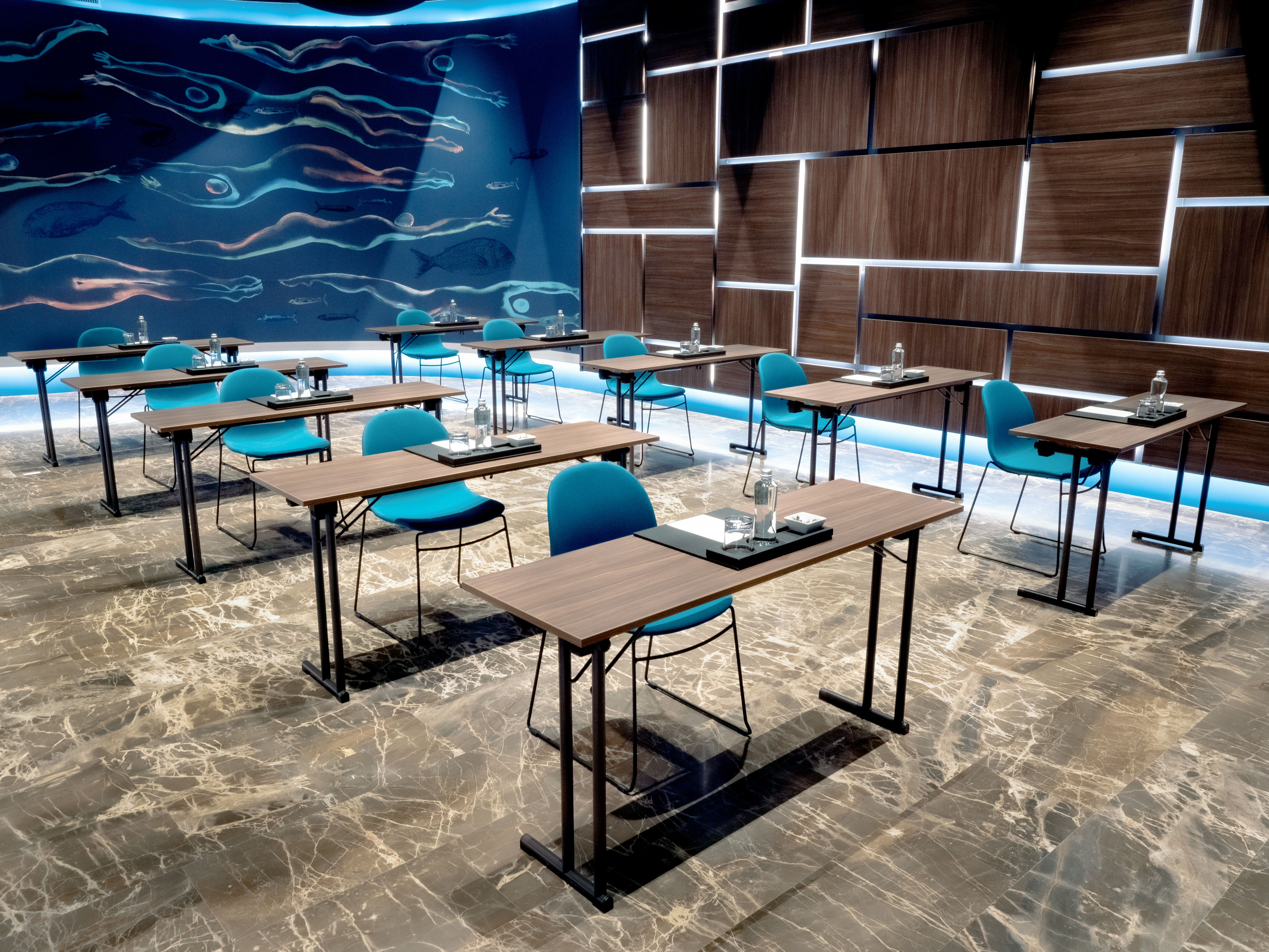 De Bonart Naples, Curio Collection by Hilton 3