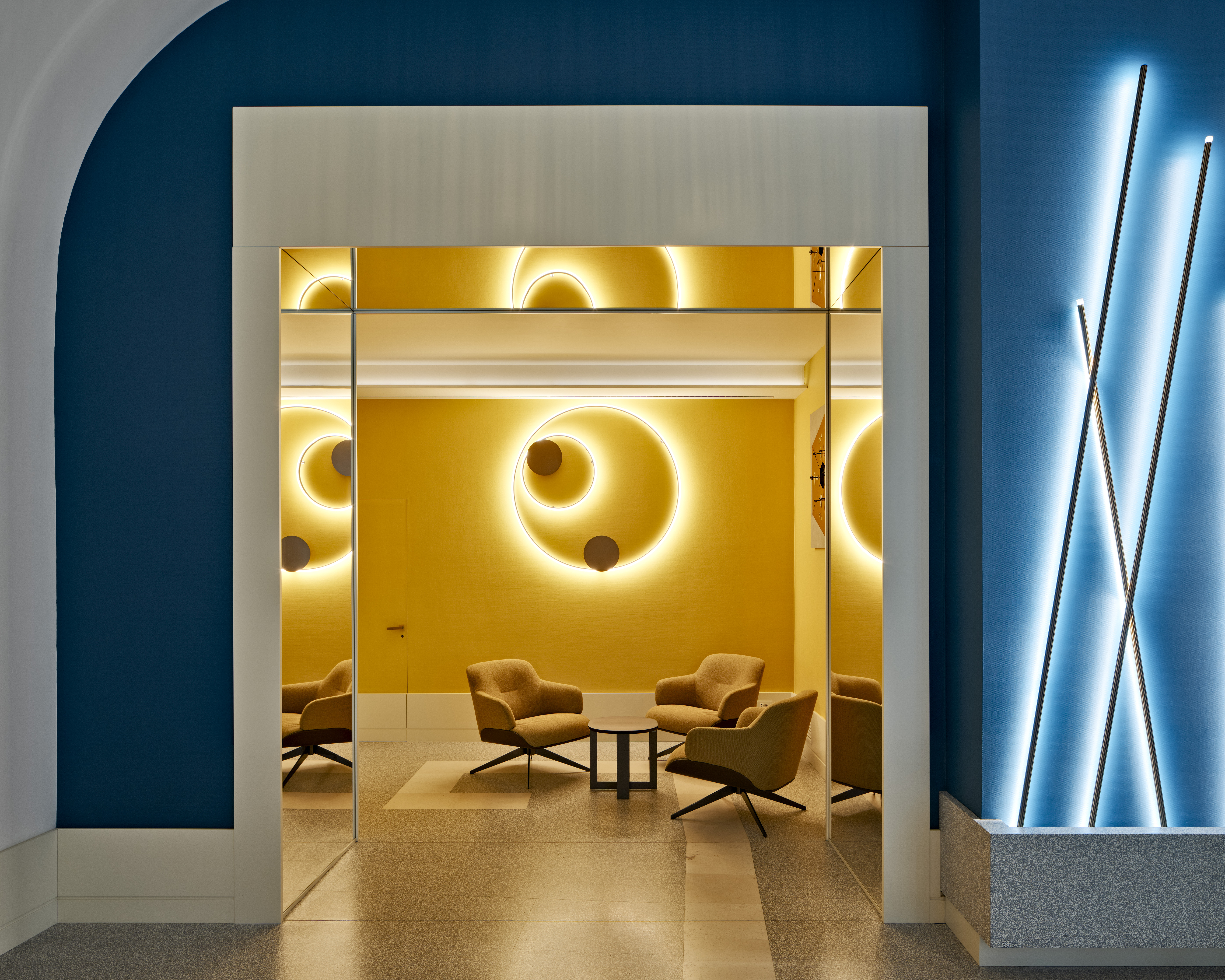 De Bonart Naples, Curio Collection by Hilton 4