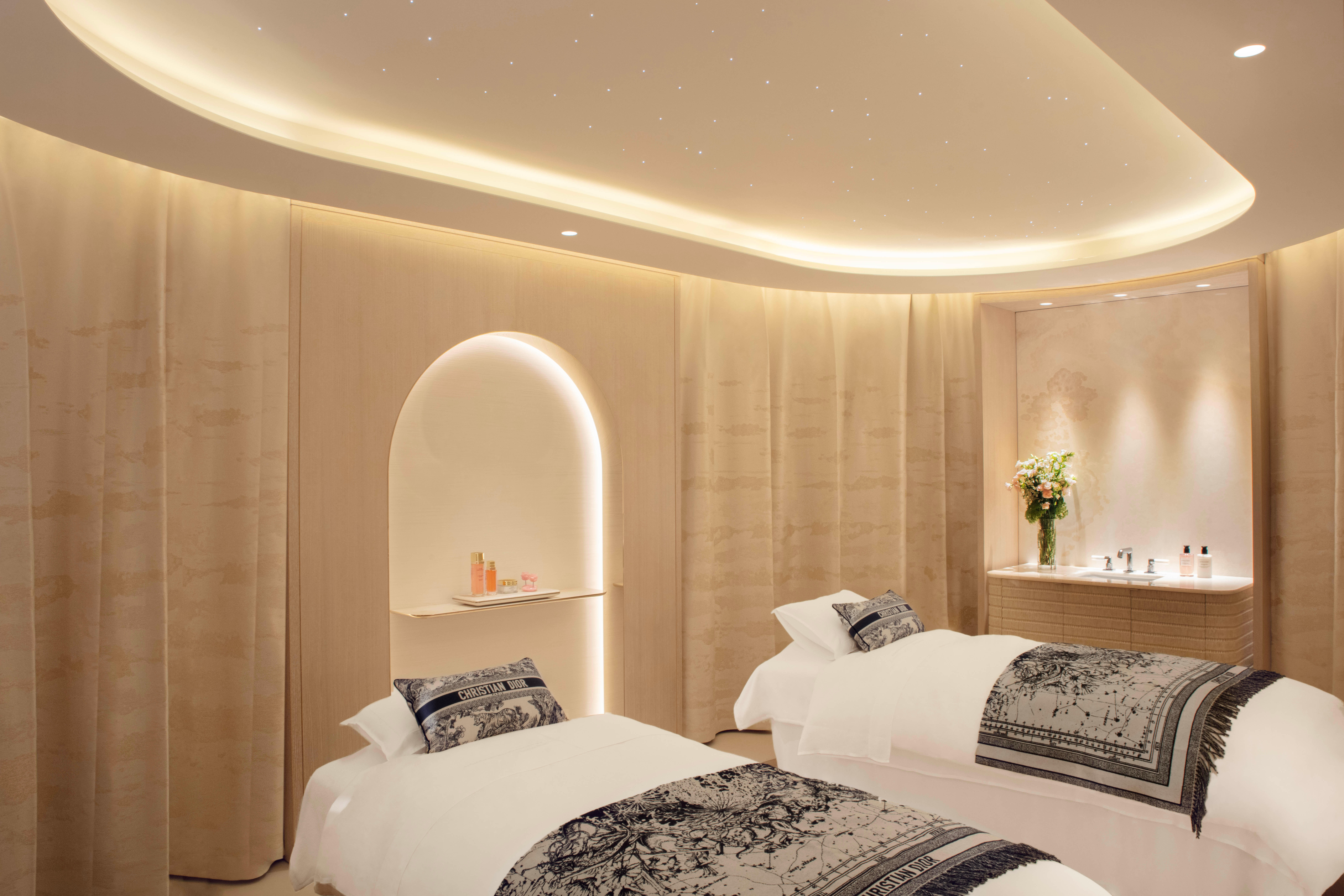 Hôtel Plaza Athénée 8