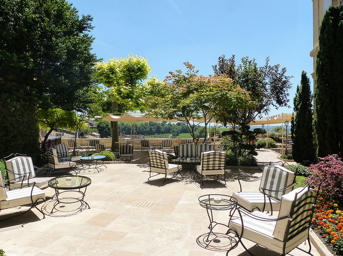 Hotel de Pavie 8