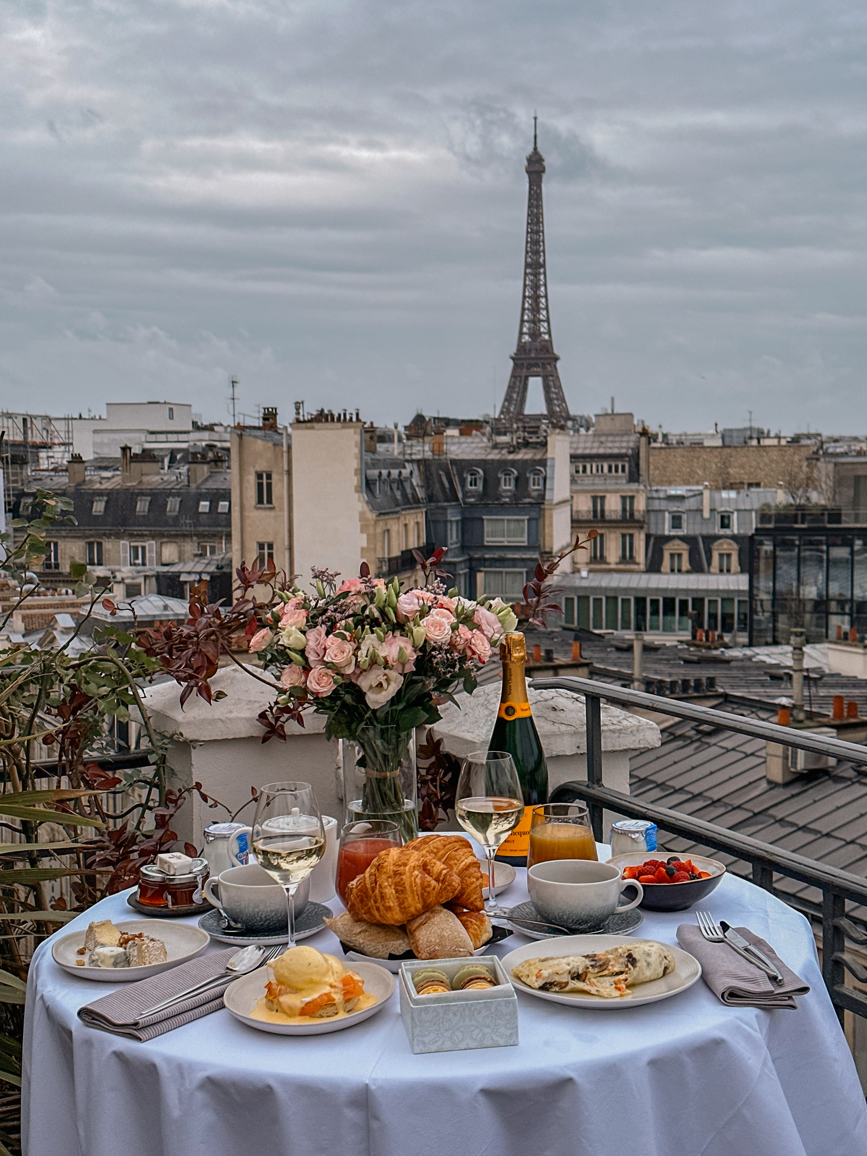 Hôtel Marignan Champs-Élysées 2