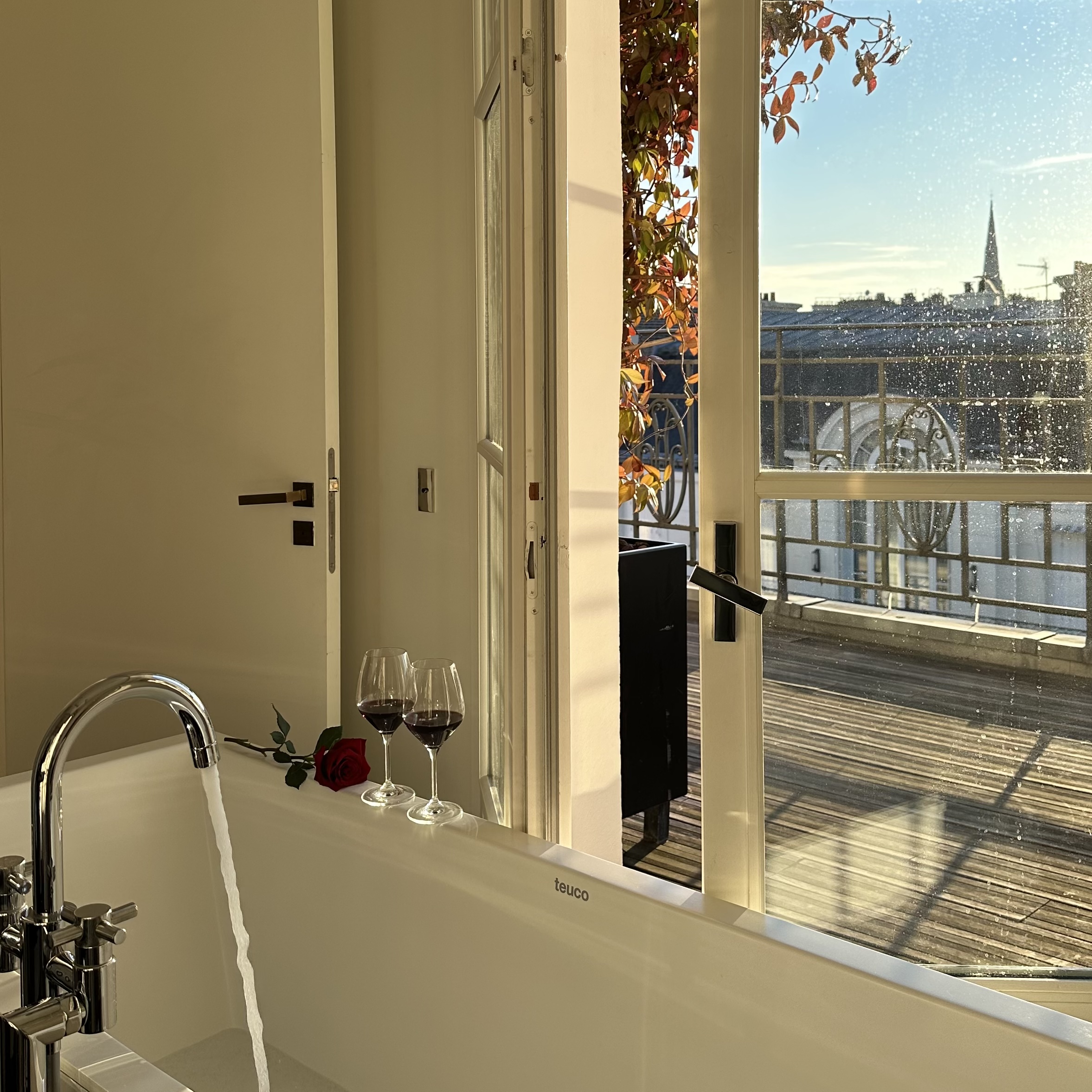 Hôtel Marignan Champs-Élysées 5
