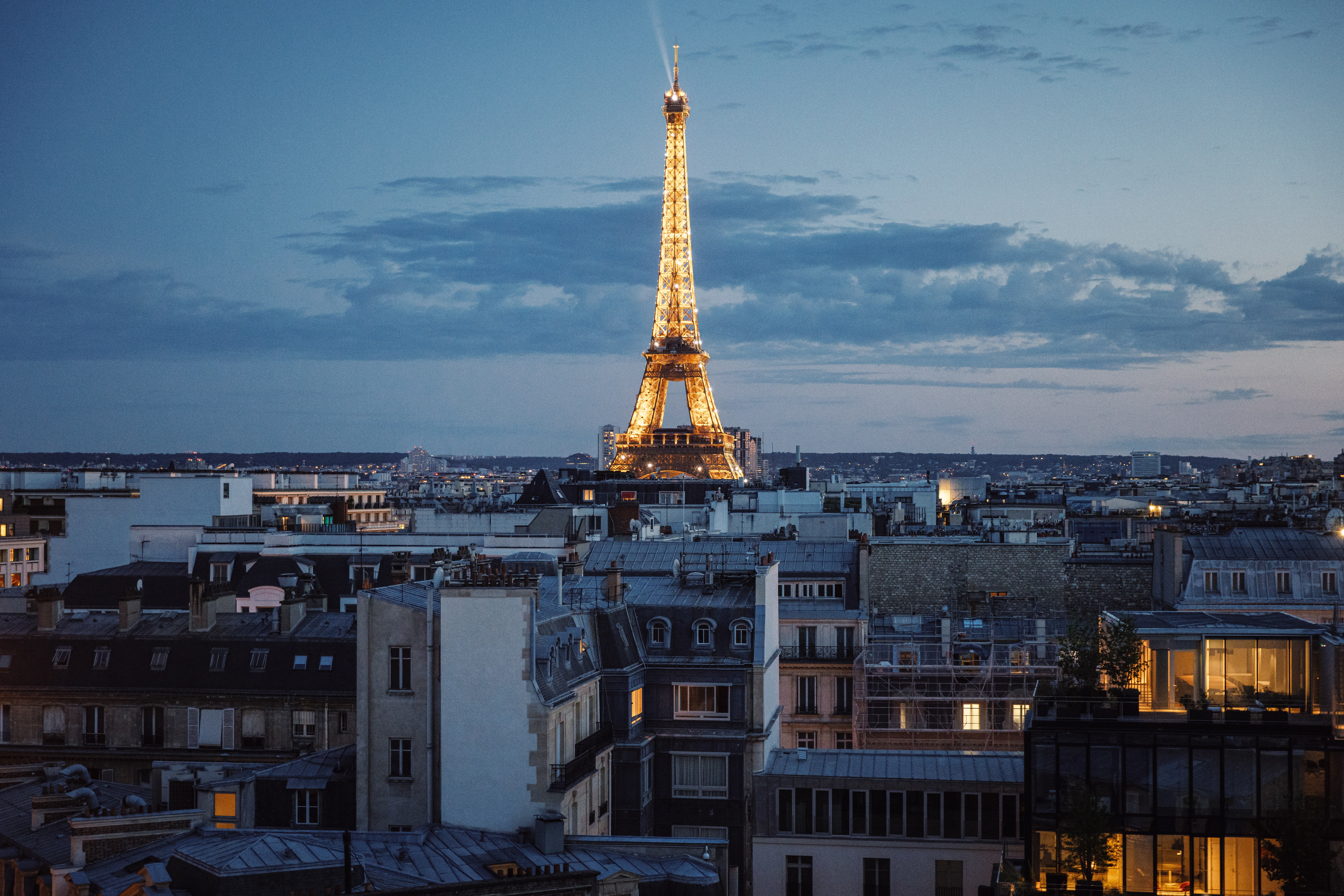 Hôtel Marignan Champs-Élysées 8