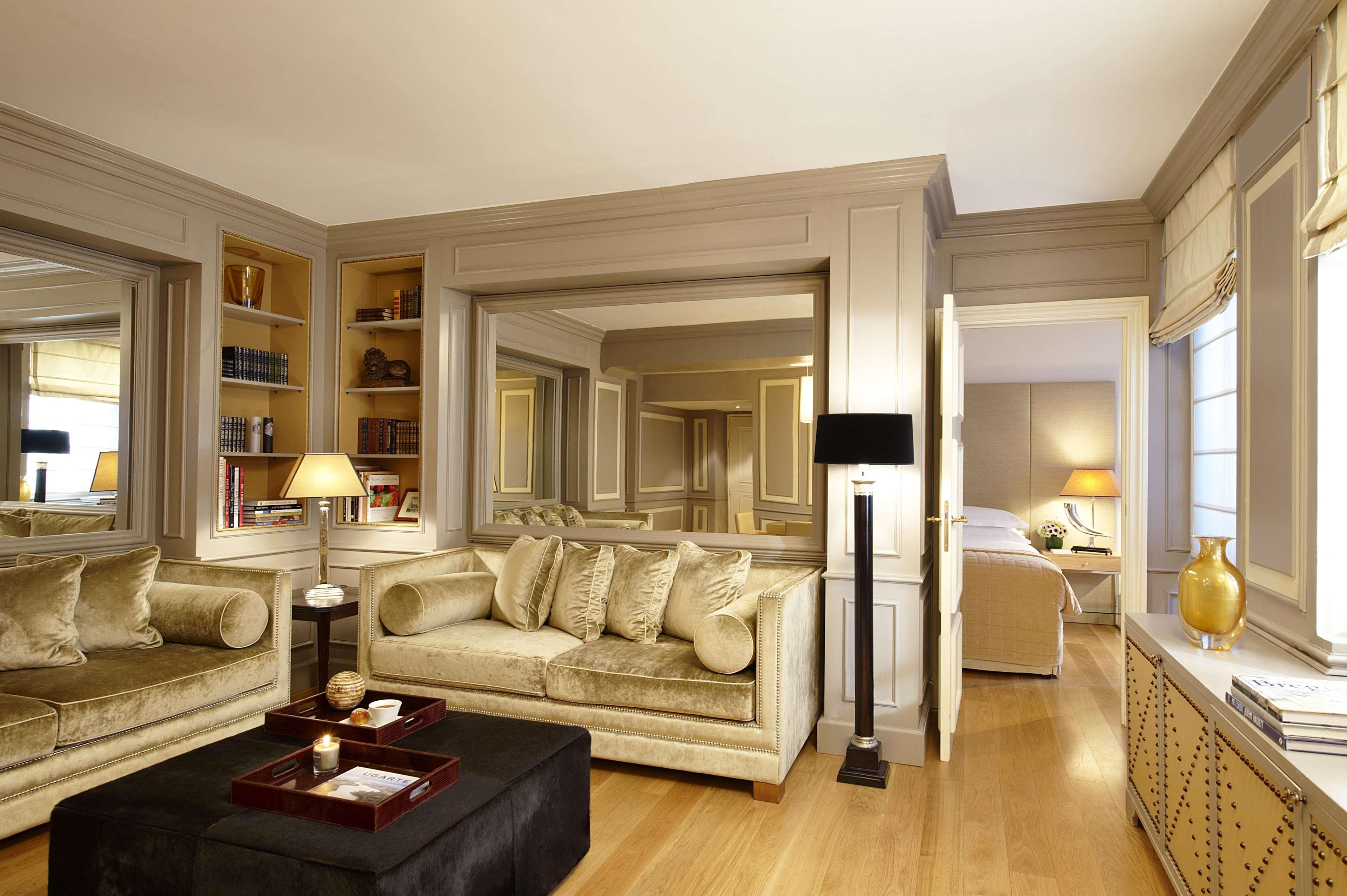 Castille Paris 9