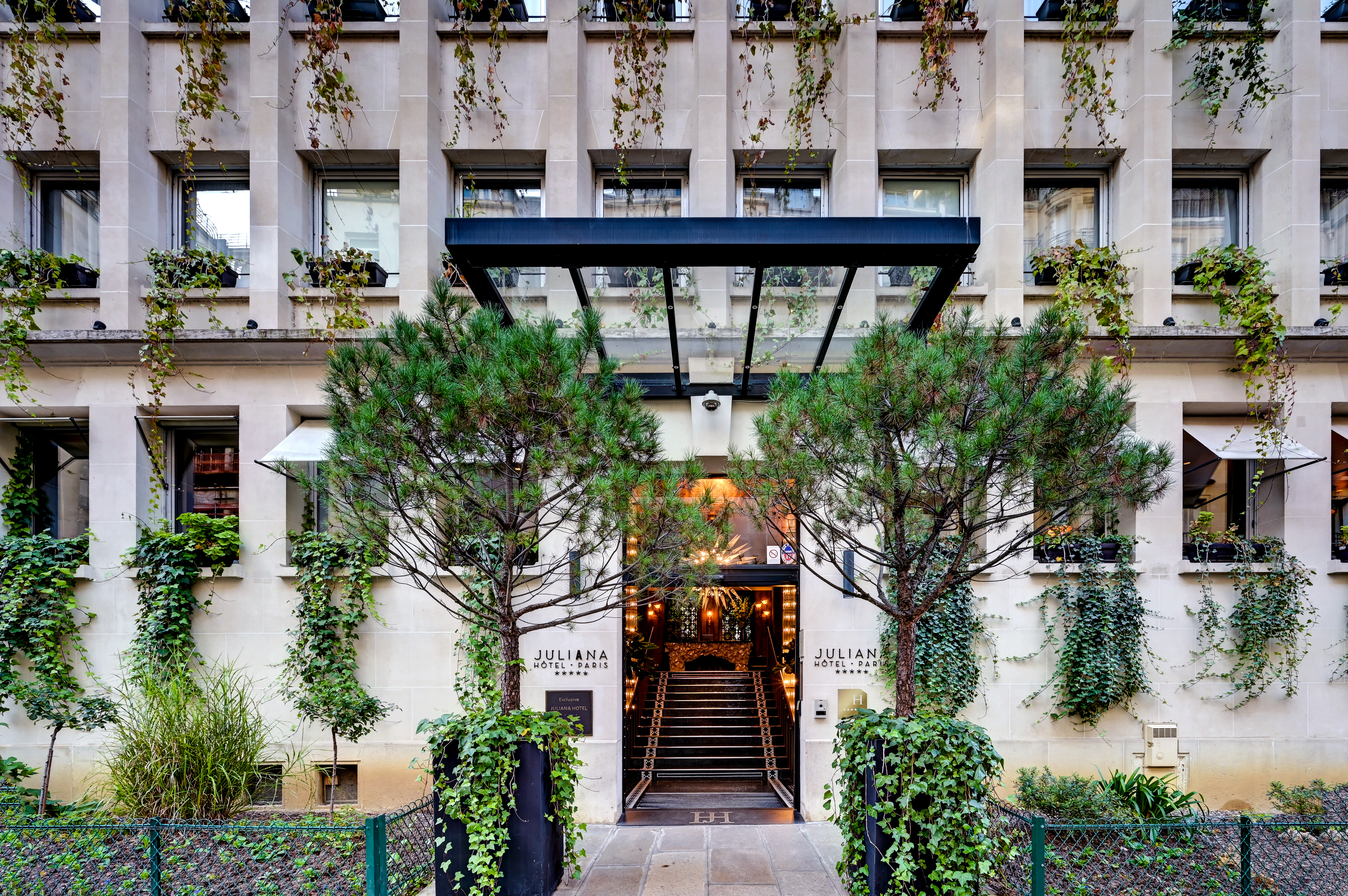 The One Alma Paris 2