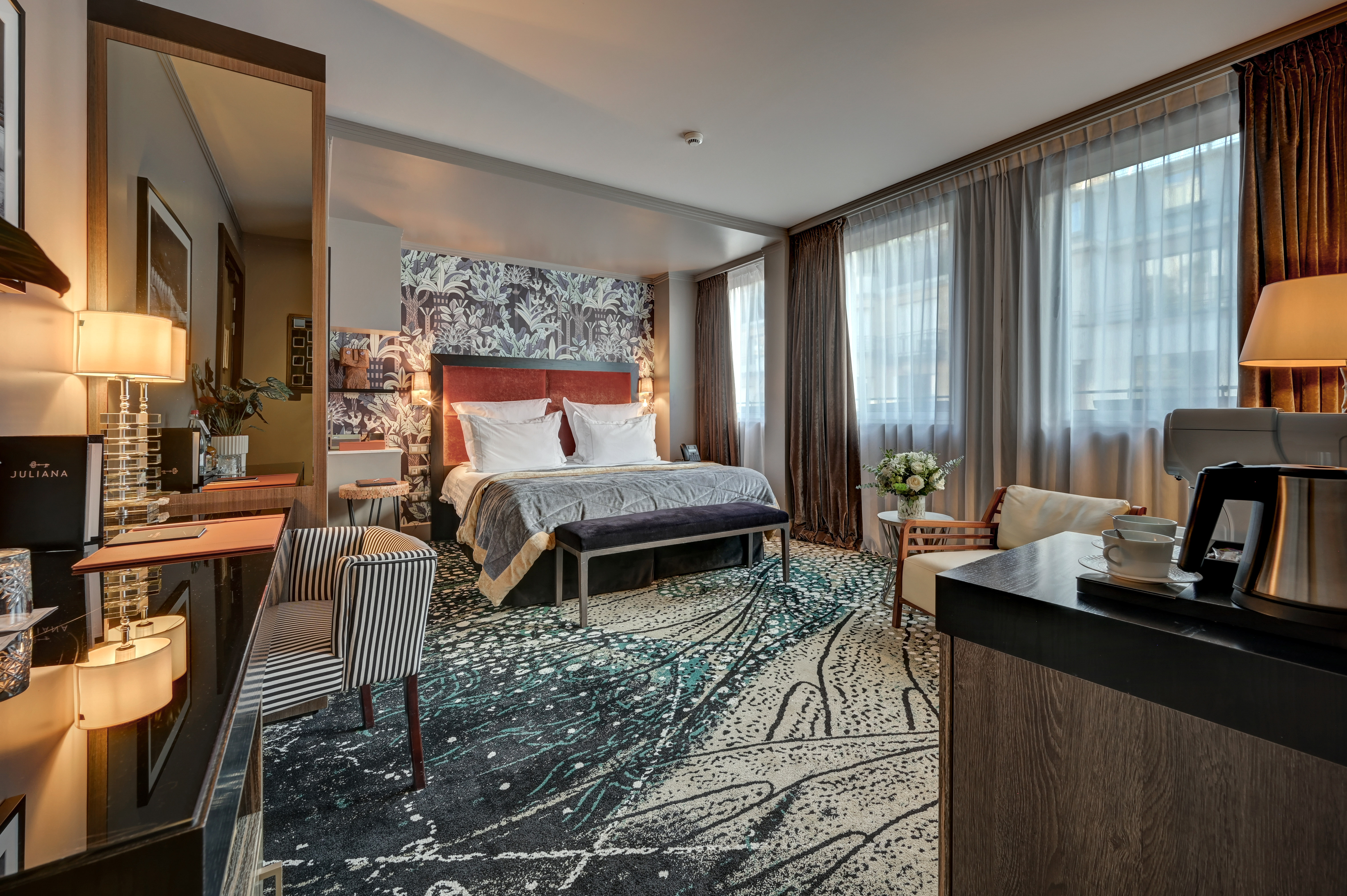 The One Alma Paris 3