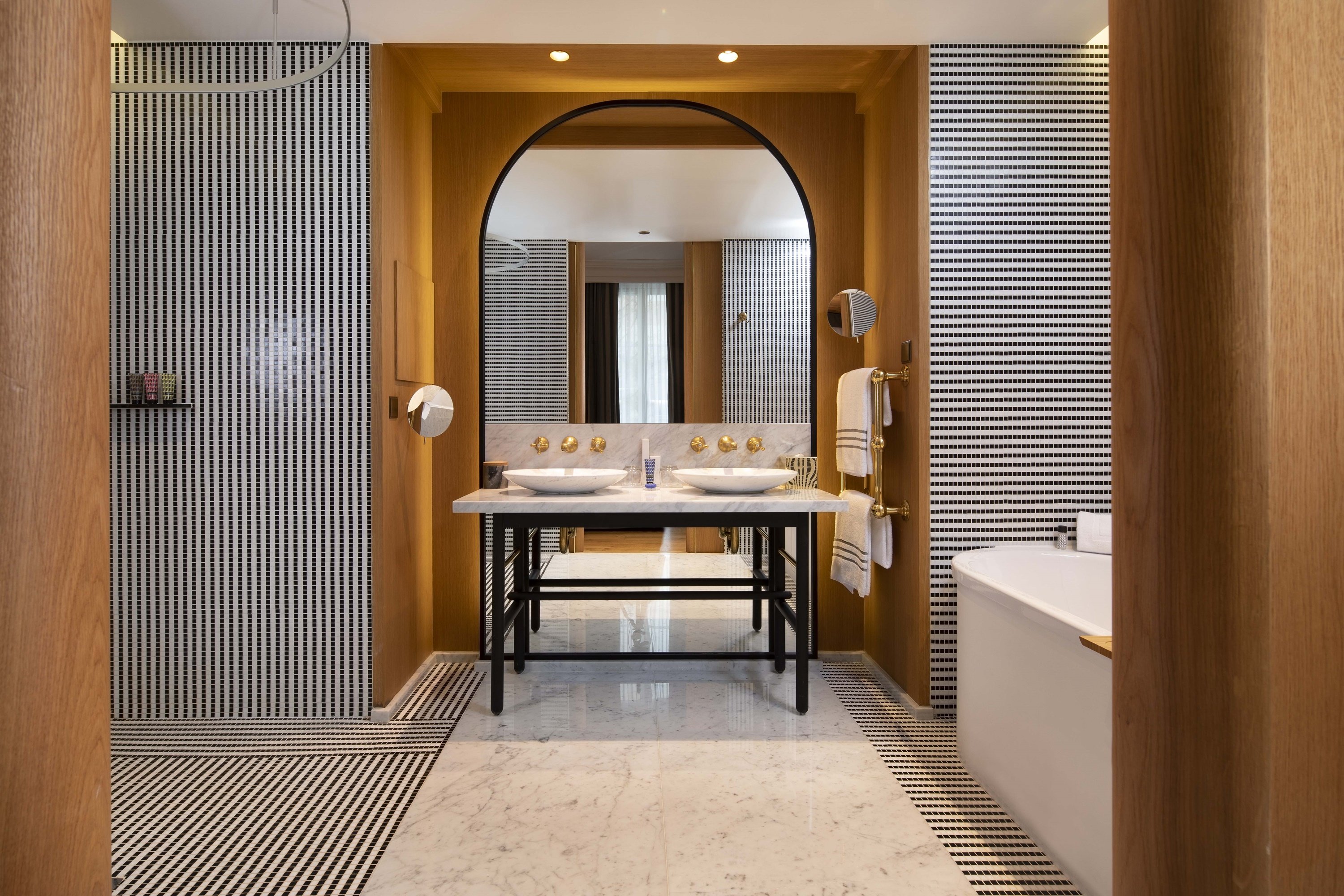 Hotel Vernet, Champs - Élysées