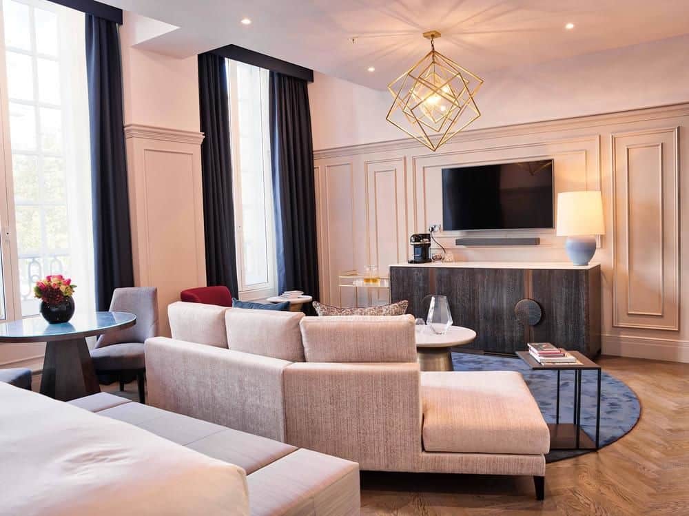 The Trafalgar St. James London, Curio Collection by Hilton 2