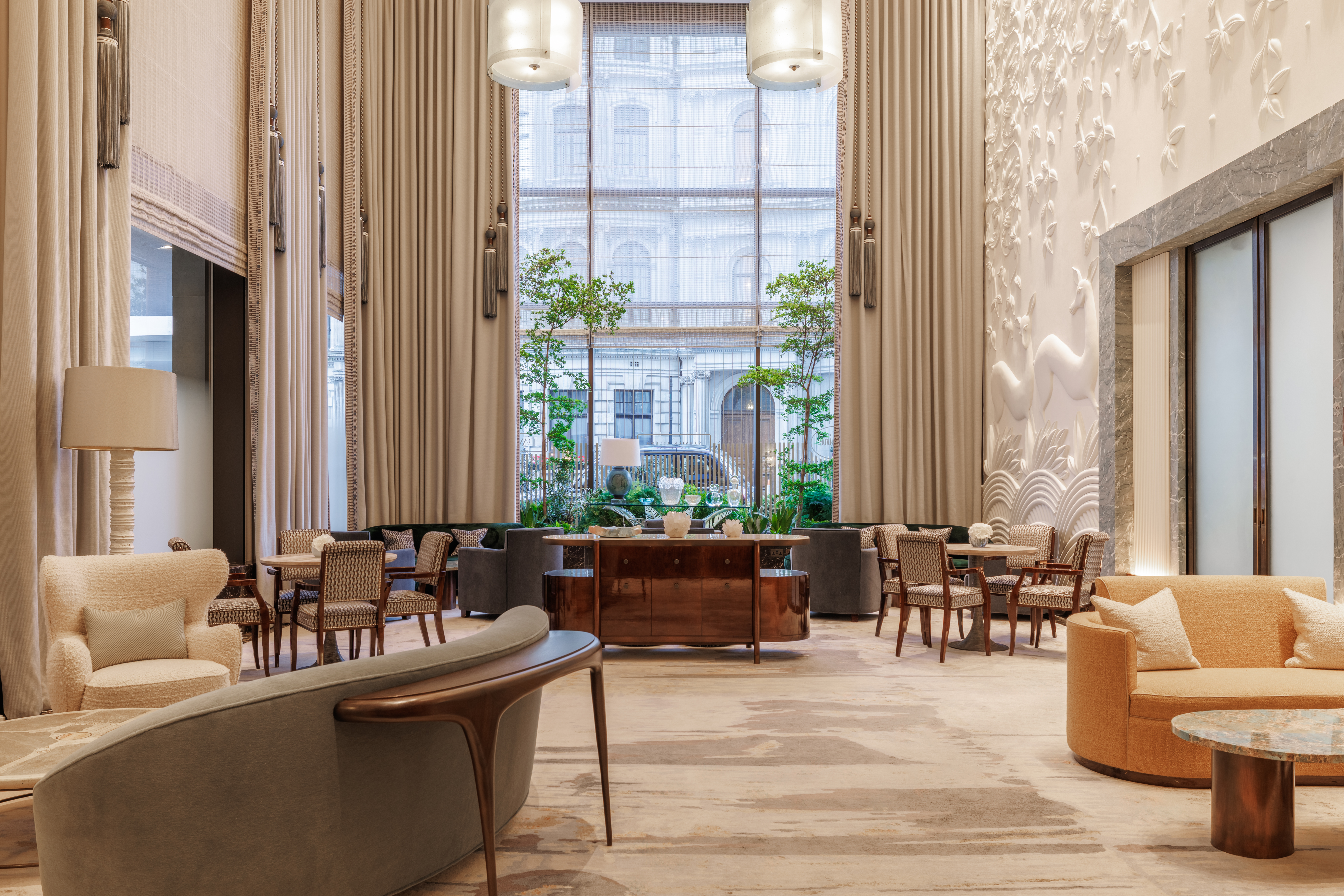 Four Seasons Hotel London at Park Lane 2