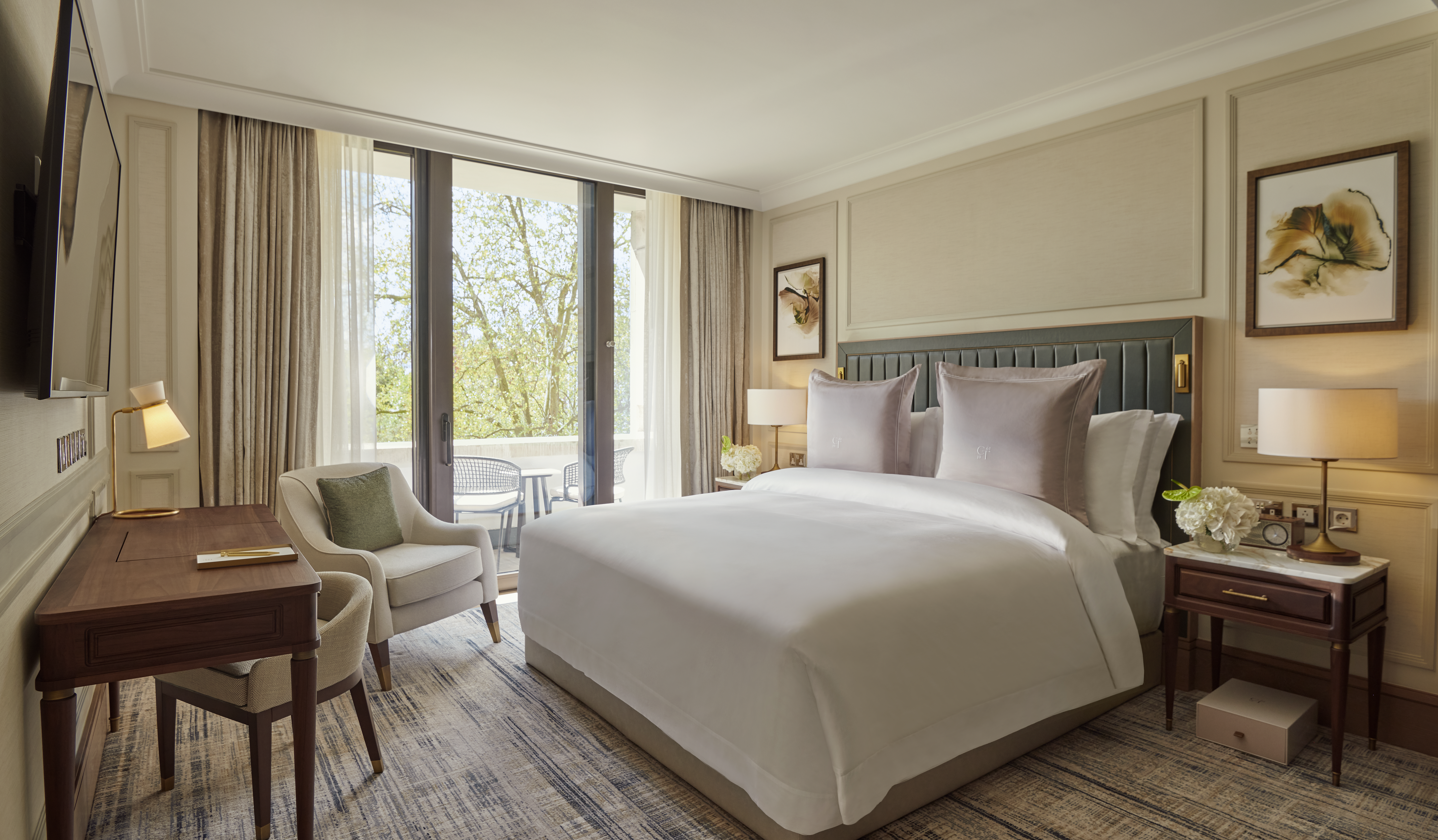 Jumeirah Carlton Tower 3