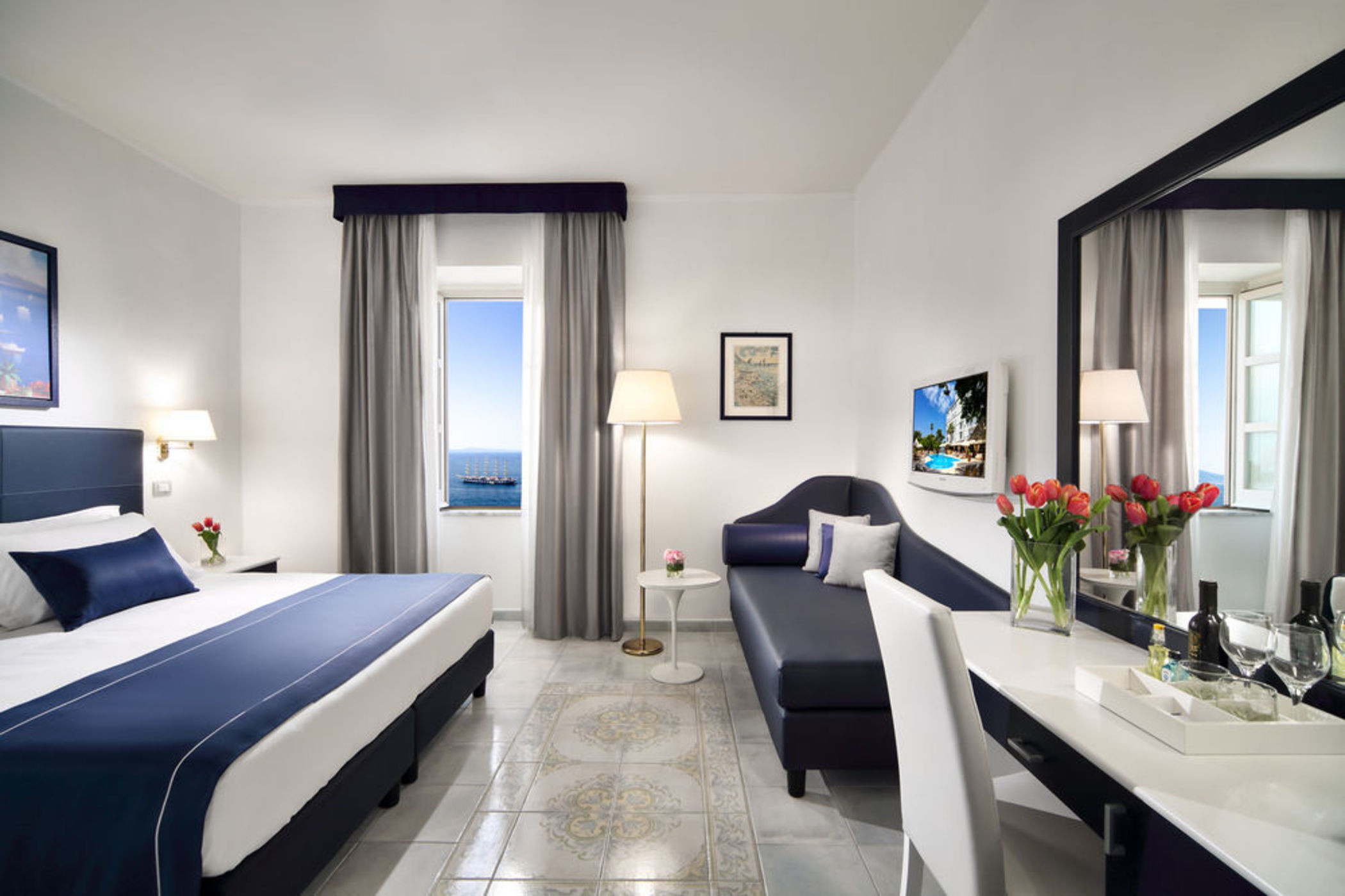 Hotel Mediterraneo Sorrento 2
