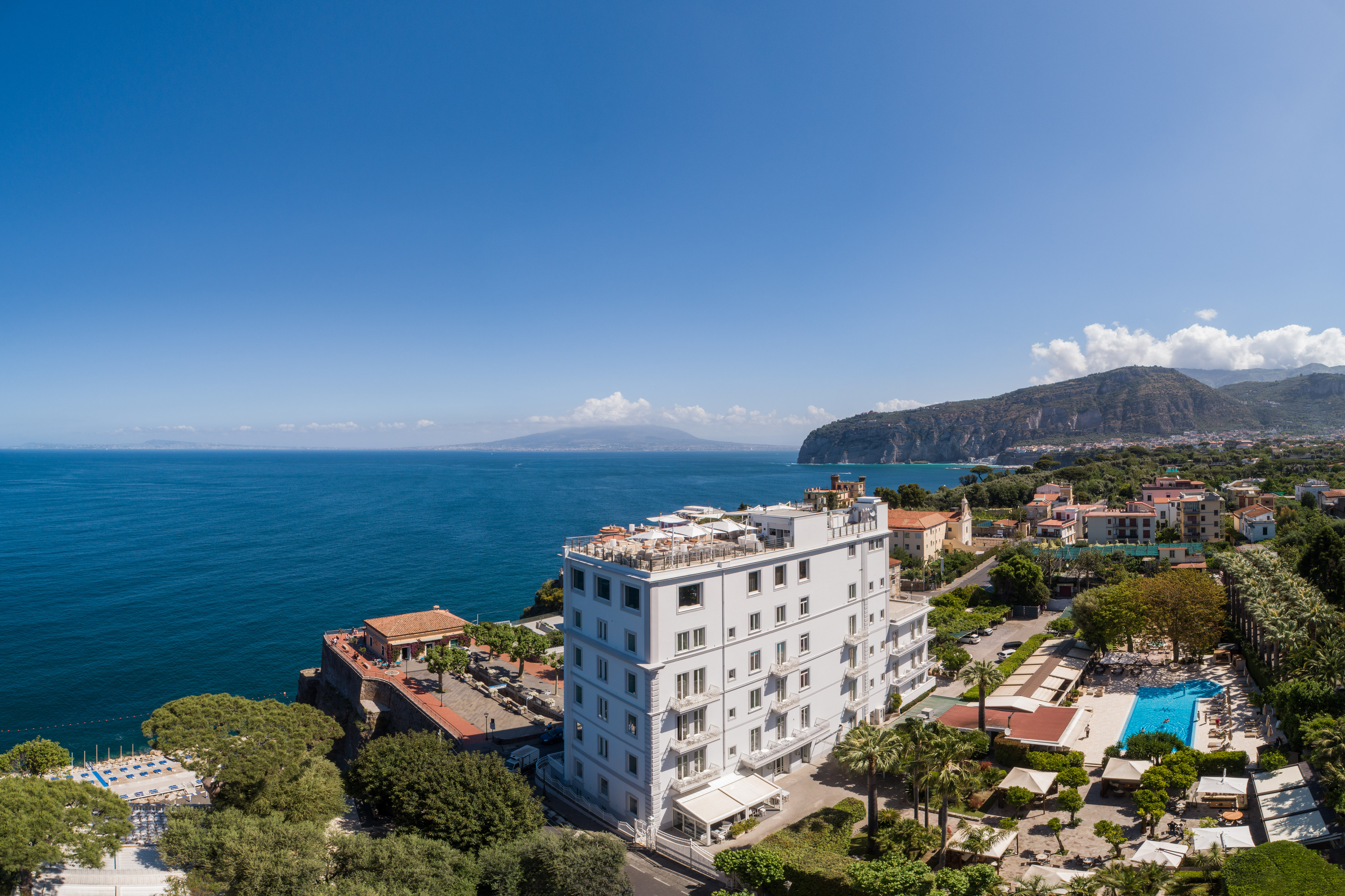 Hotel Mediterraneo Sorrento 4