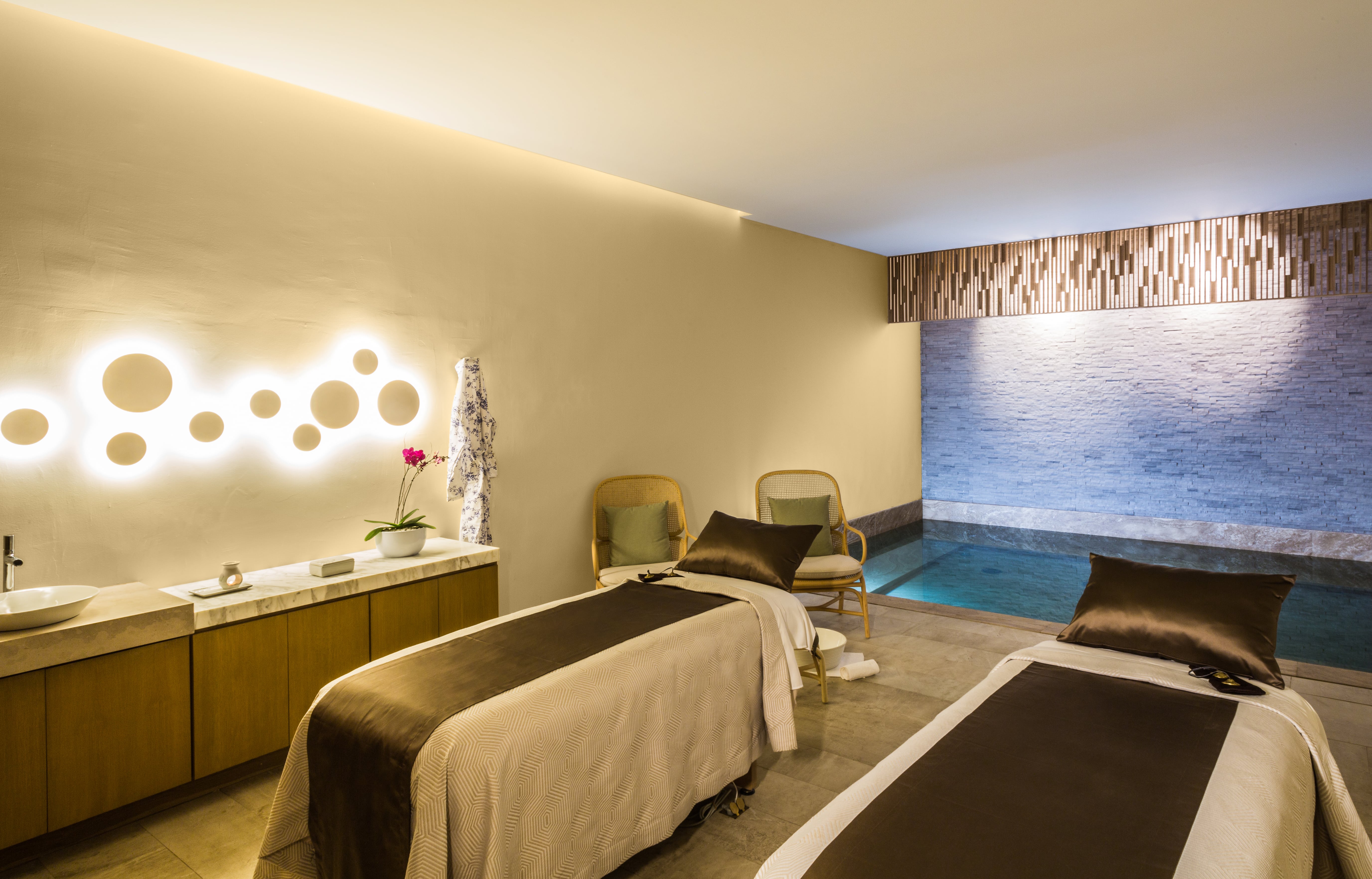 Grand Velas 5