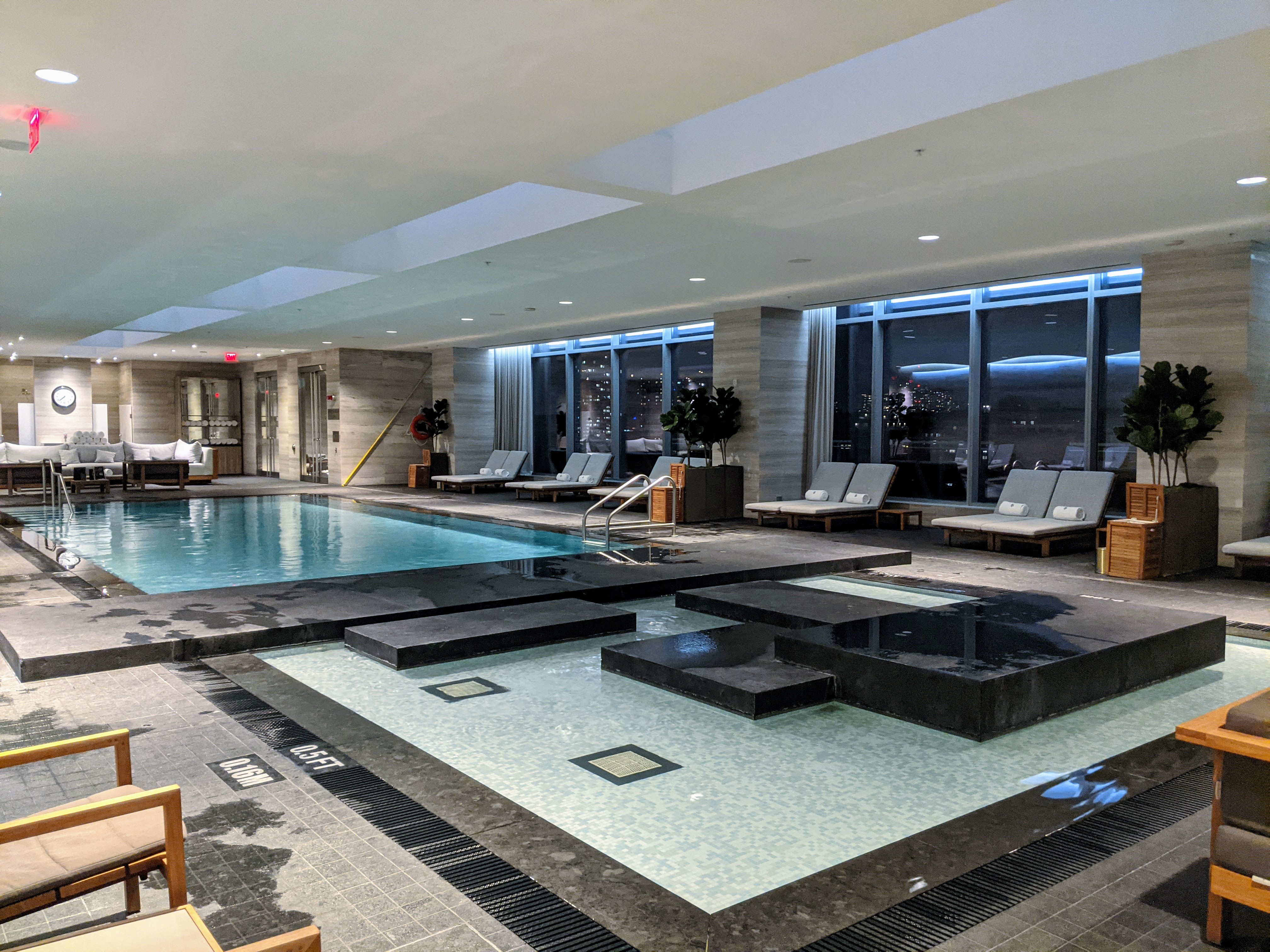 Four Seasons Hotel Toronto 3