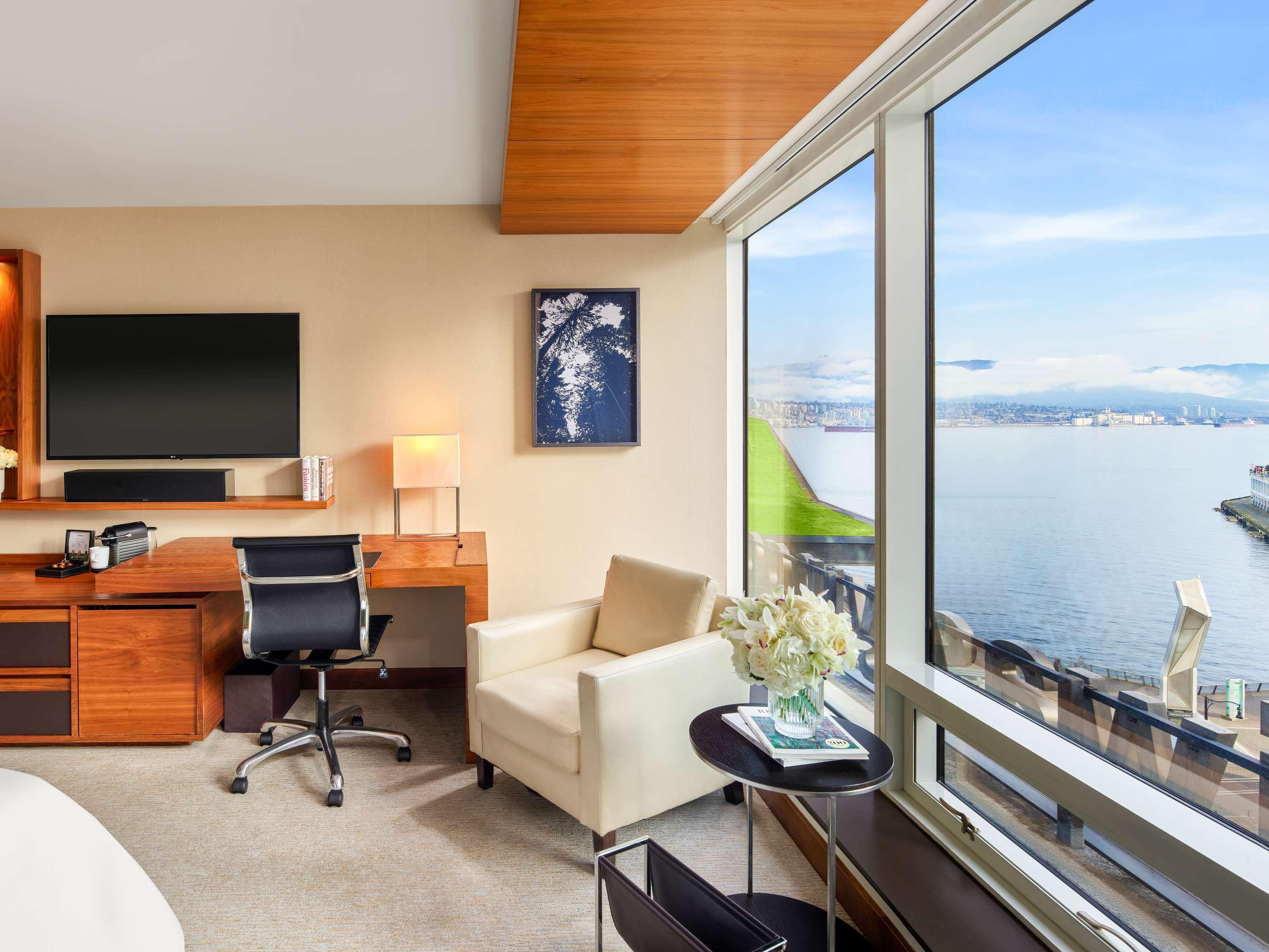 Fairmont Pacific Rim 8