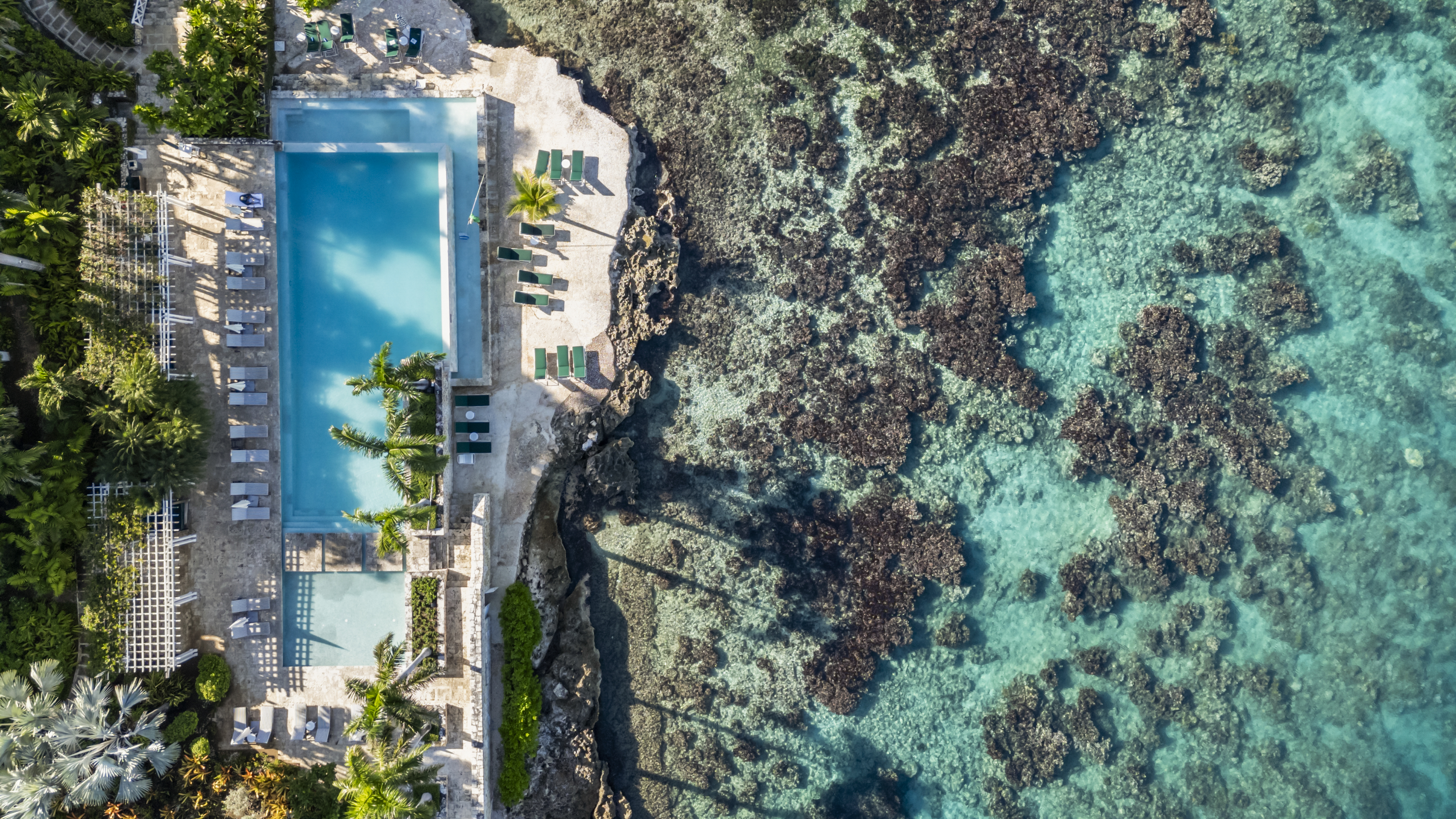 Round Hill Hotel and Villas 5