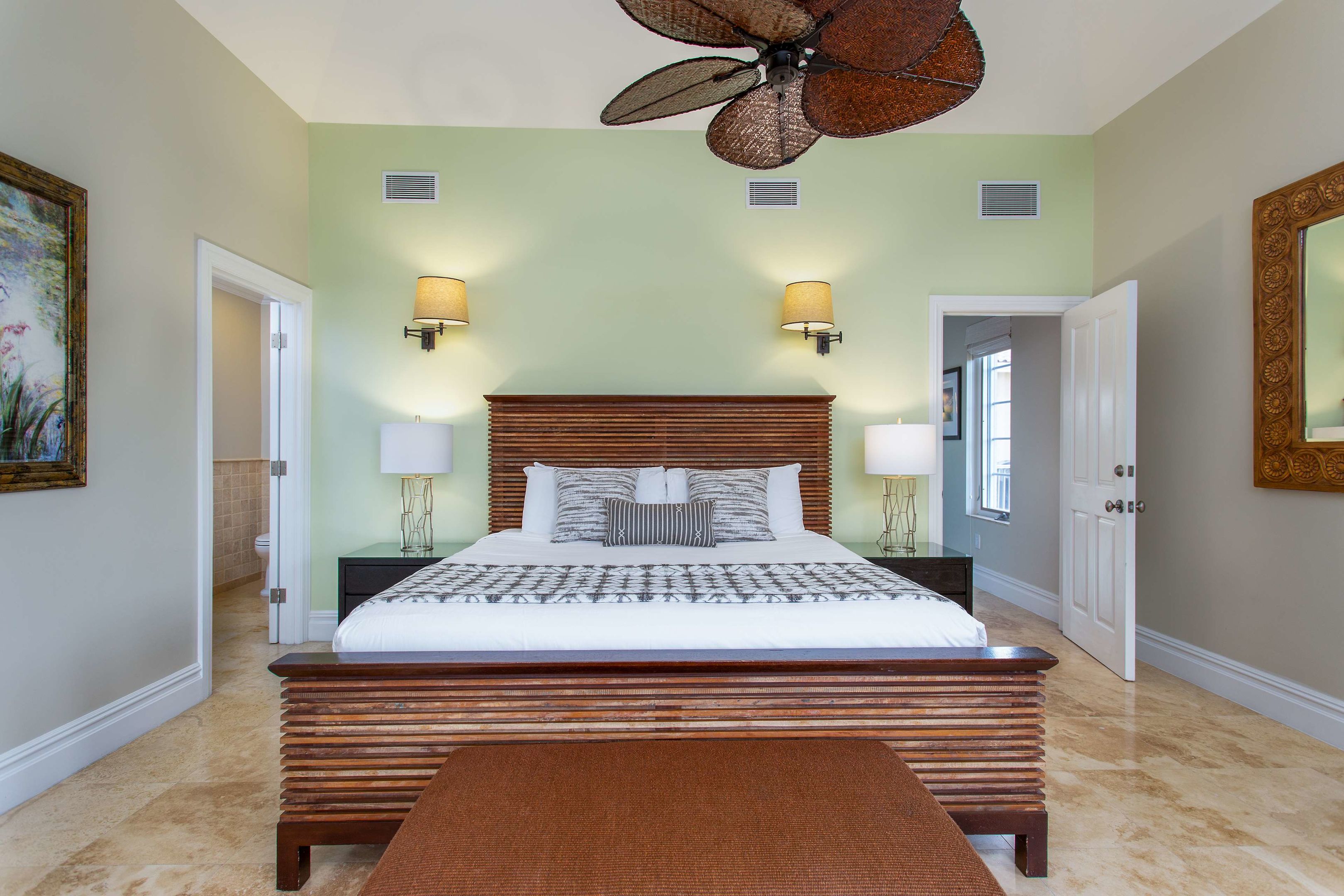 The Somerset on Grace Bay 5