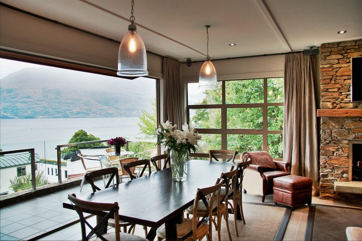 Eichardt's Private Hotel 9