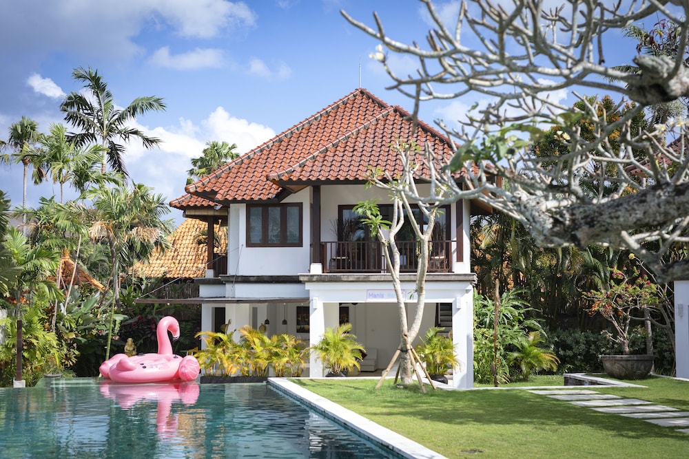 Villa Manis 2