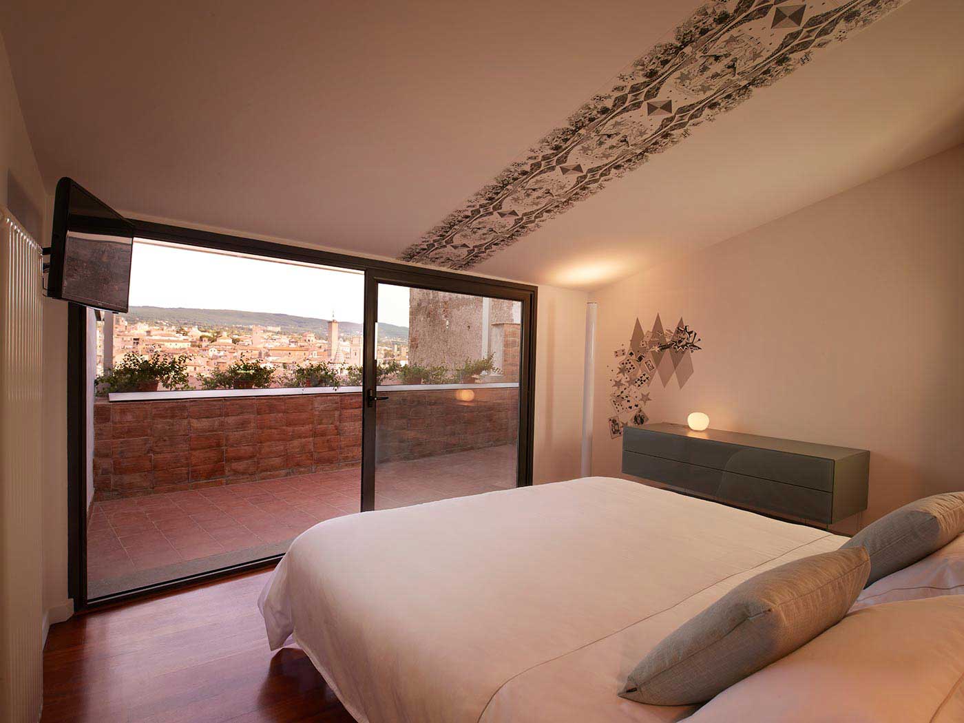 The Pinball Luxury Suites 2