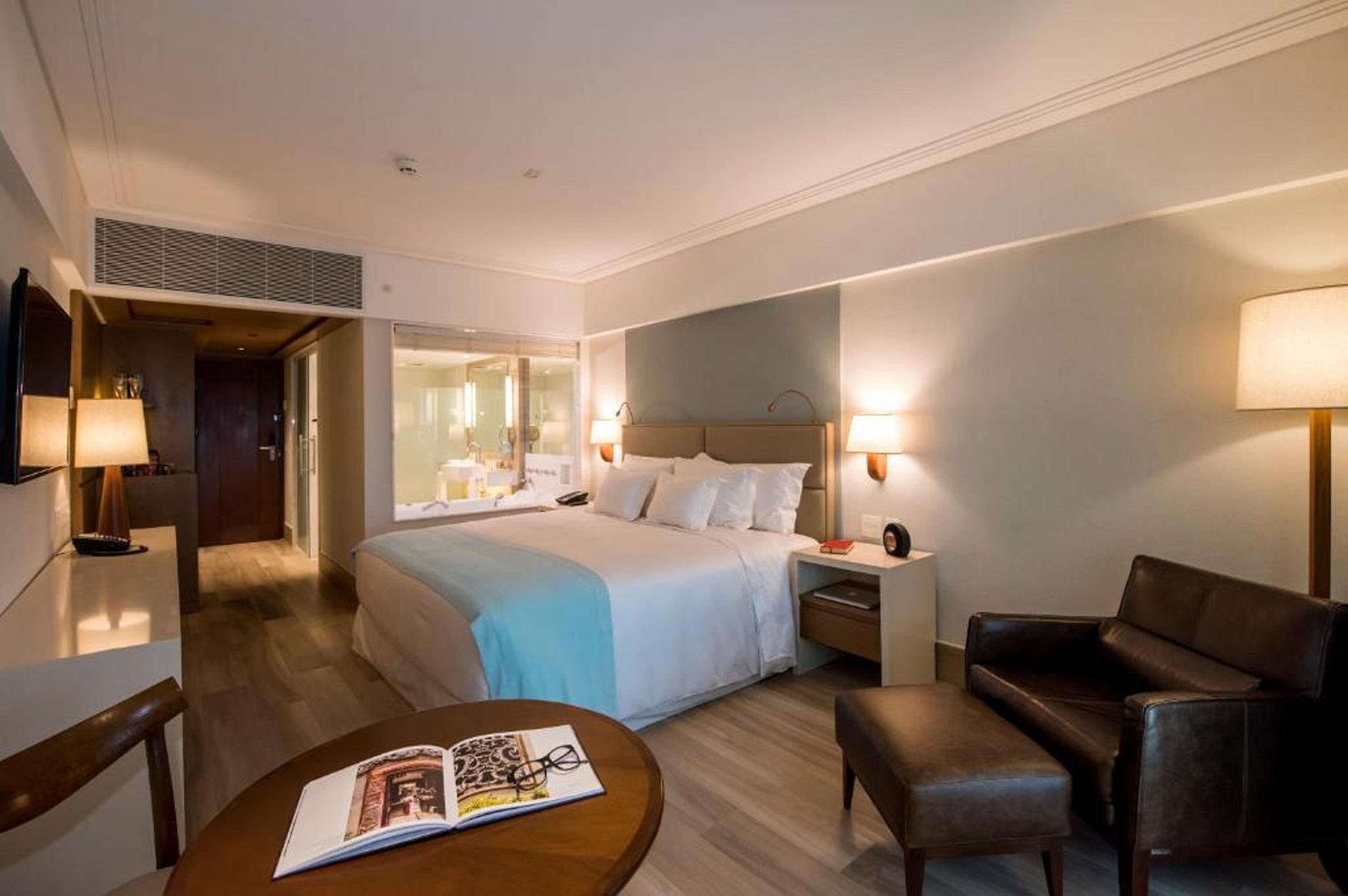 Vogal Luxury Beach Hotel & Spa 7
