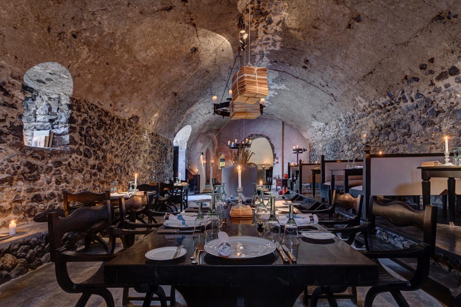 Vedema, a Luxury Collection Resort, Santorini 3