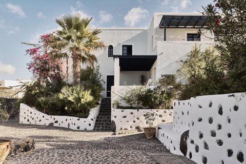 Vedema, a Luxury Collection Resort, Santorini 5