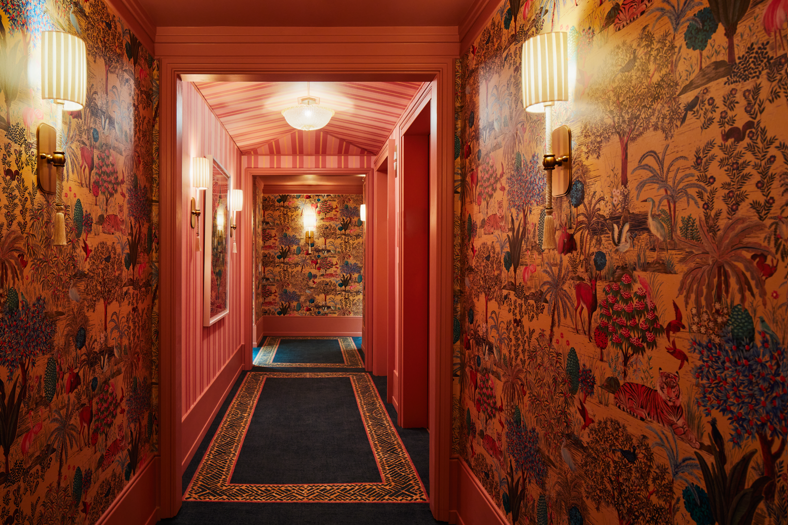 The Fifth Avenue Hotel 3