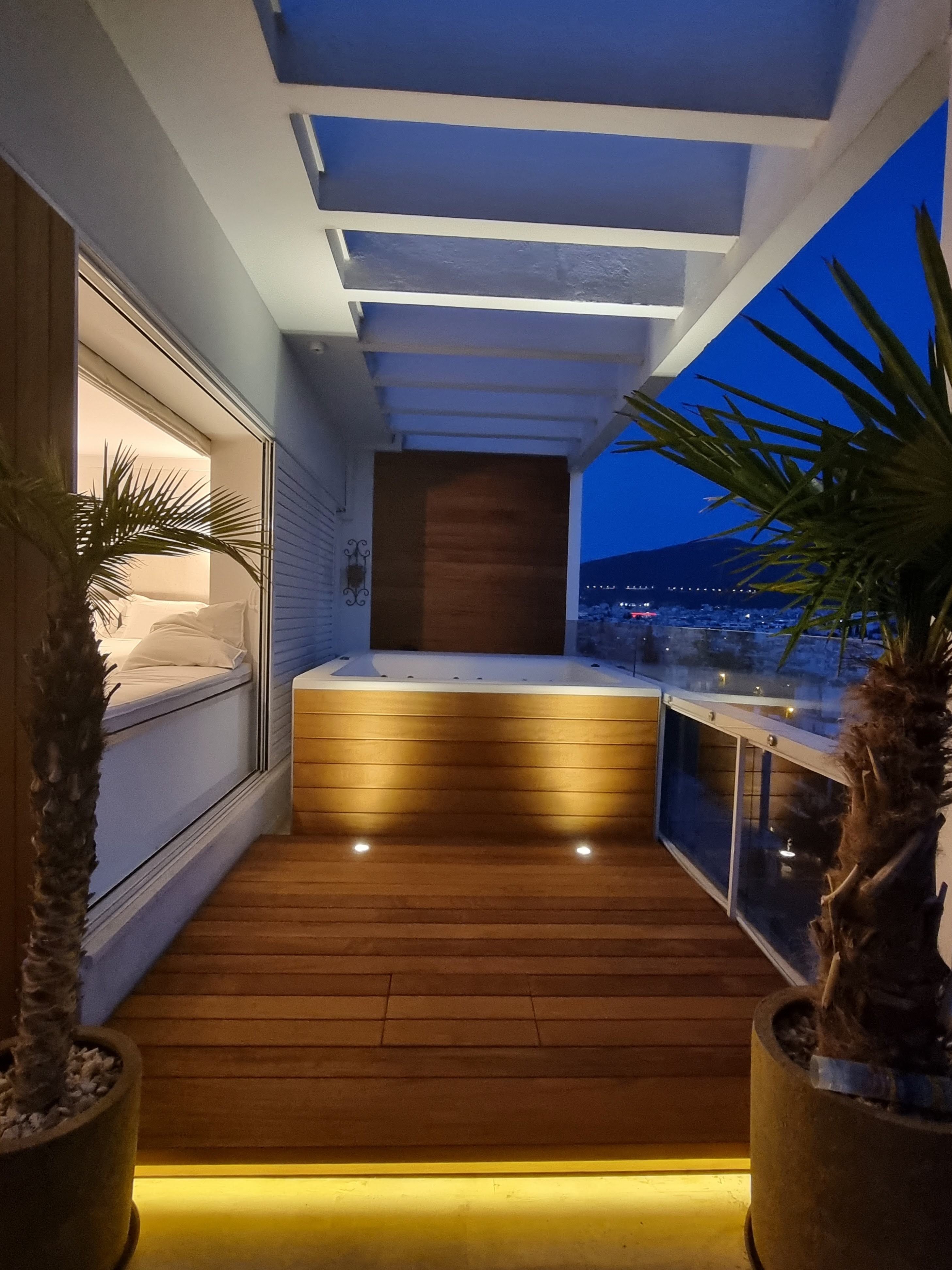 One 360 Skyline Athens Penthouses 8