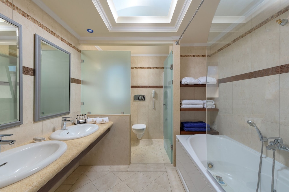 Atrium Palace Thalasso Spa Resort & Villas 4