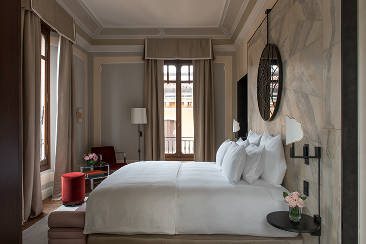 Nolinski Venezia - Evok Collection