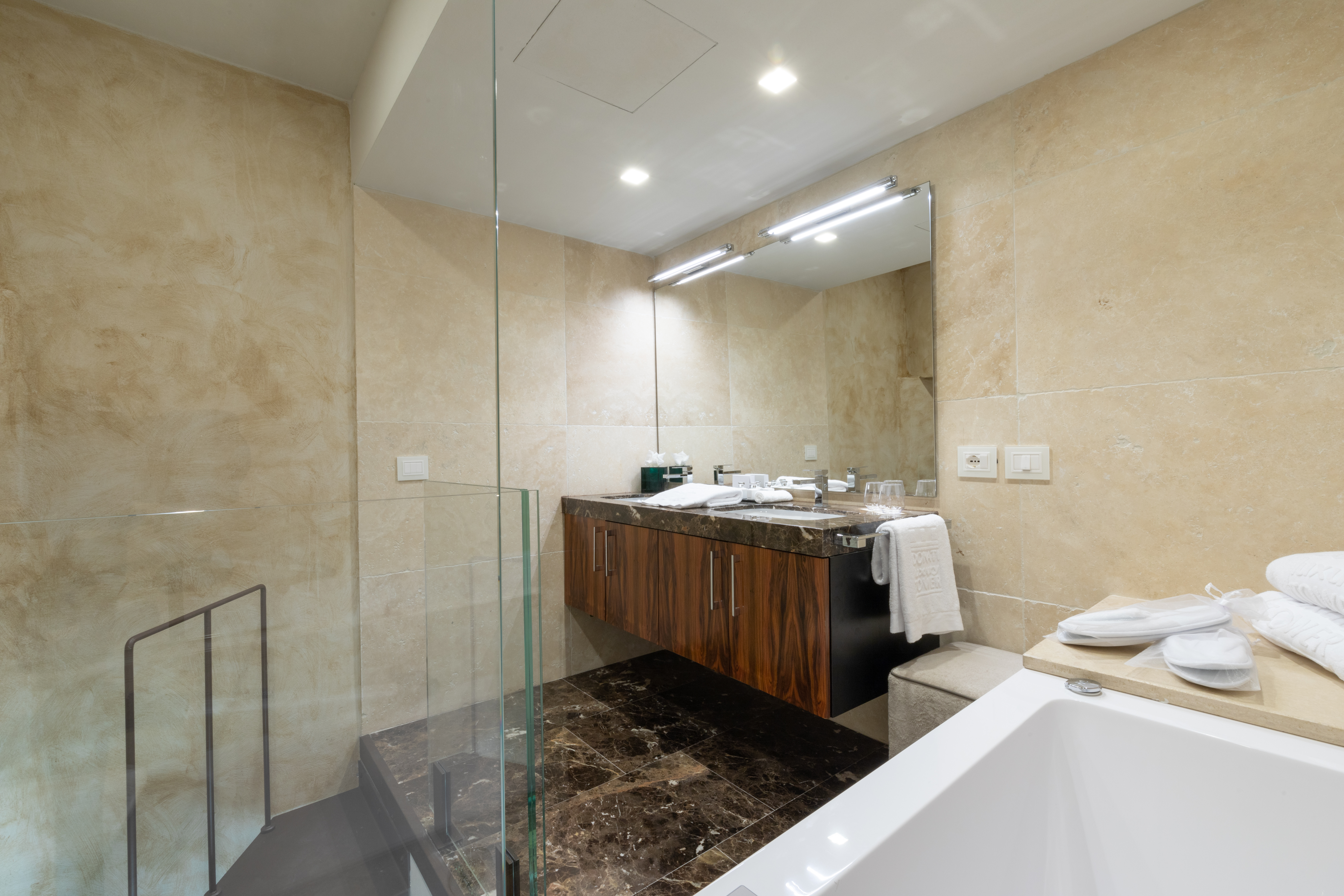Donati Luxury Tower 4