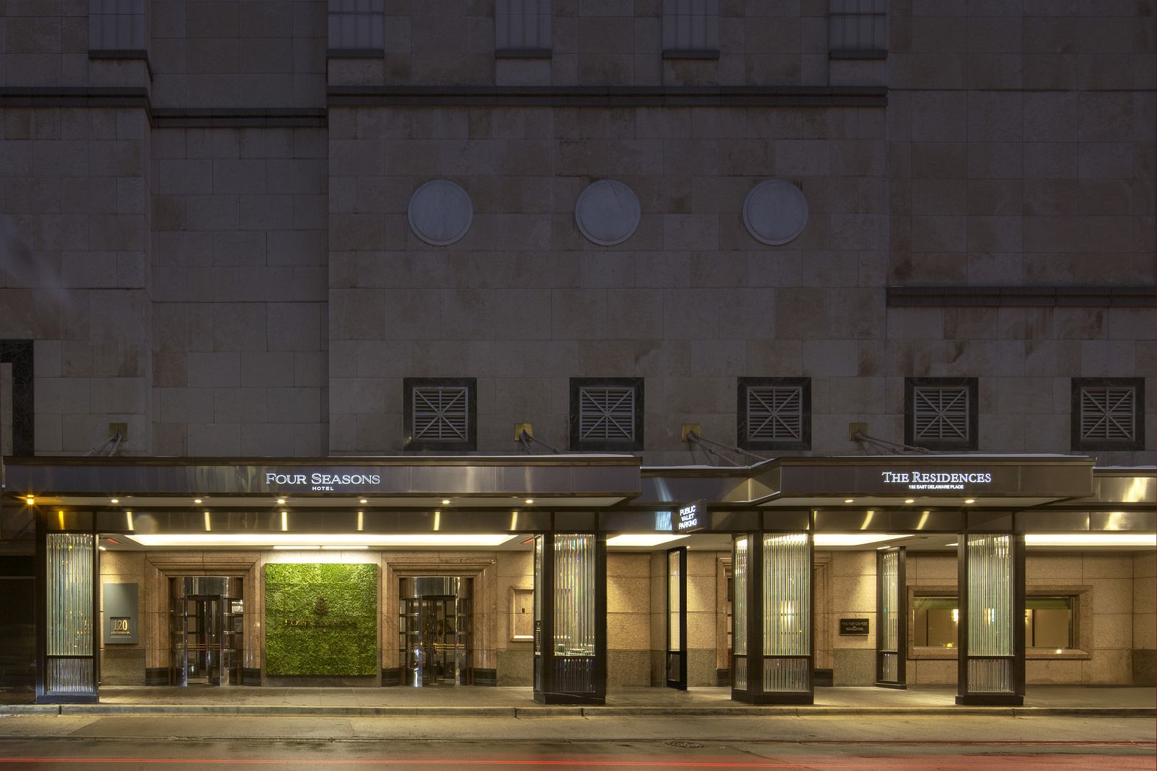 Four Seasons Hotel Chicago 5