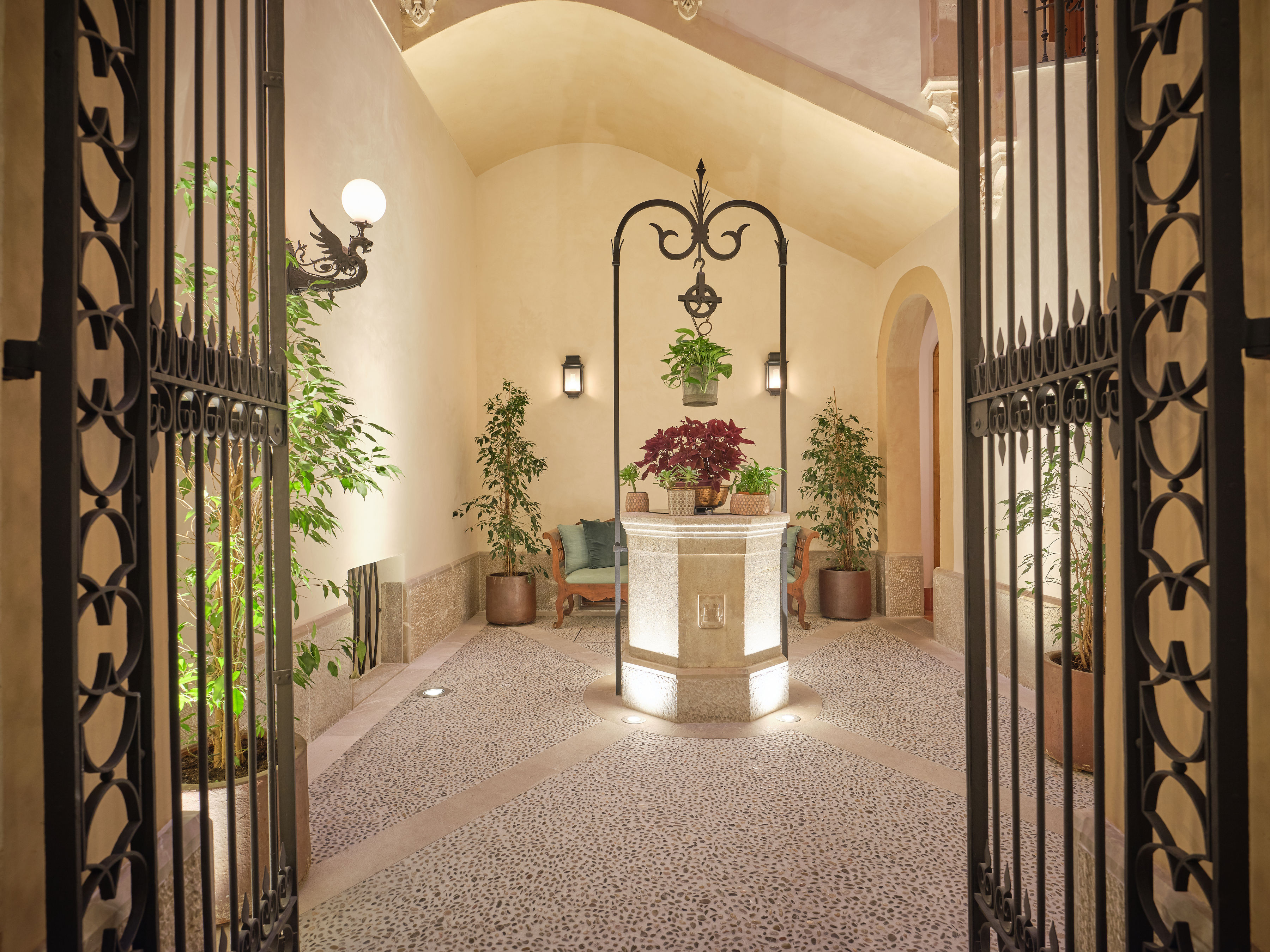 Hotel Glòria de Sant Jaume 9