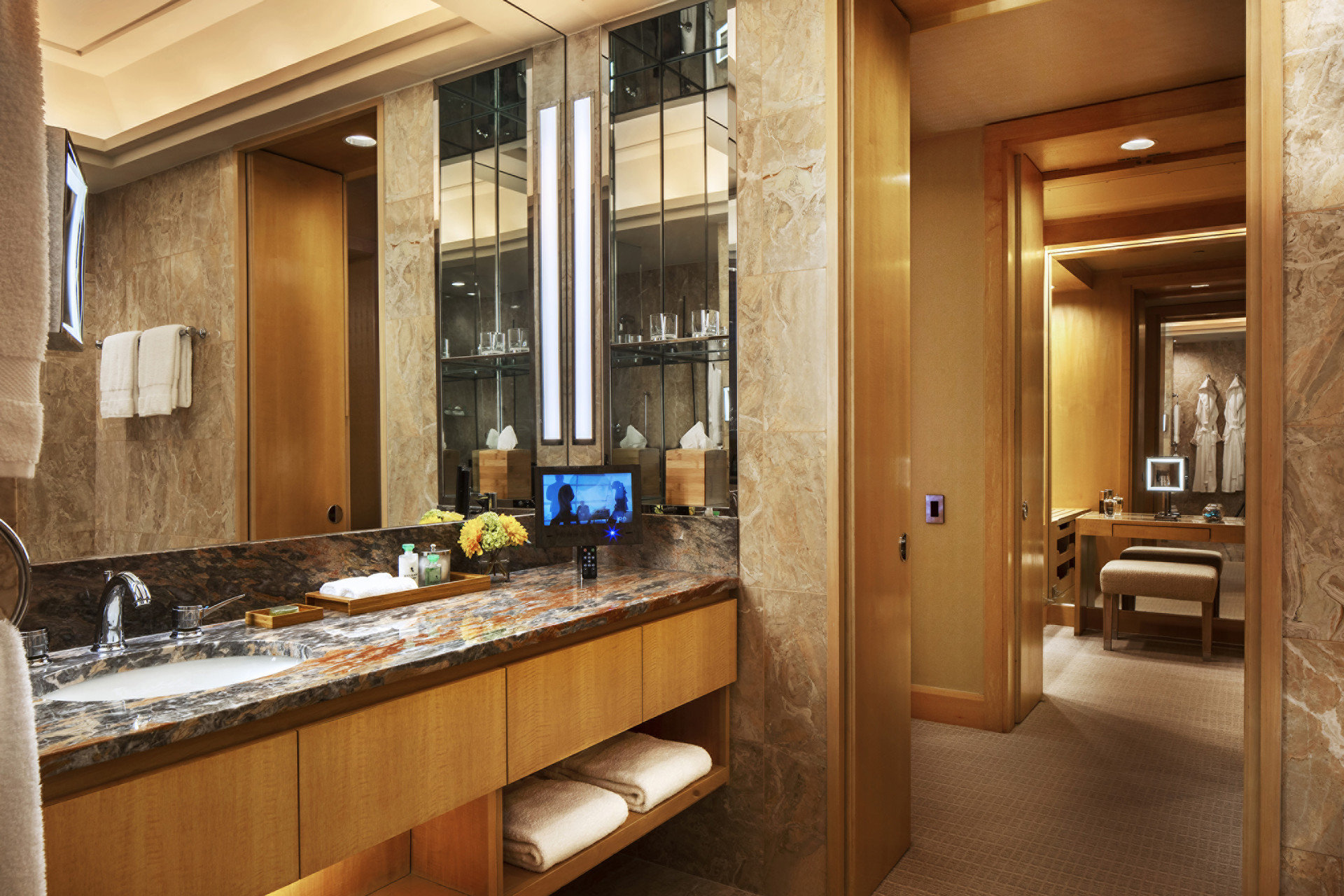Four Seasons Hotel New York 5