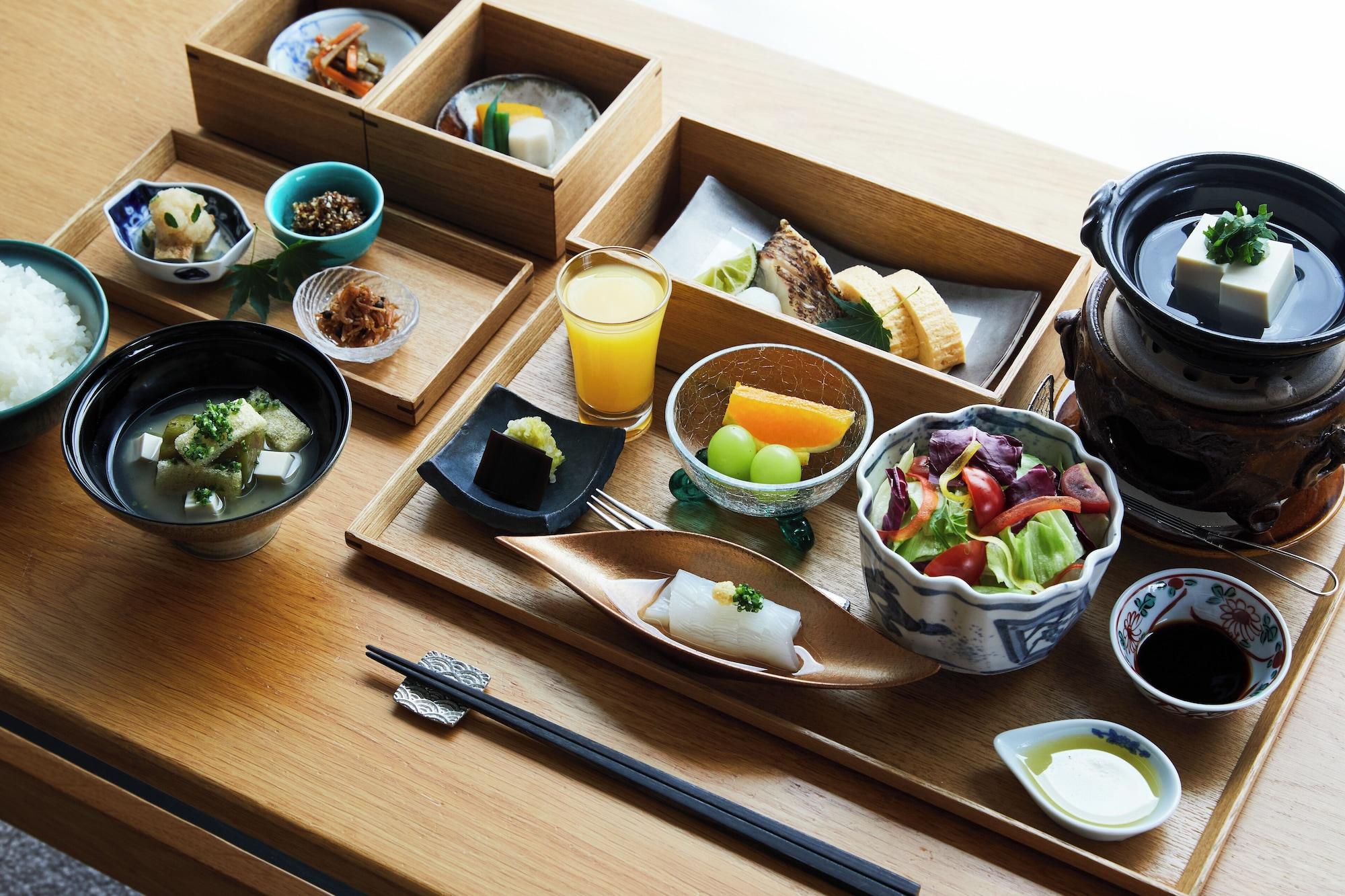 SETOUCH RETREAT by Onko Chishin 5