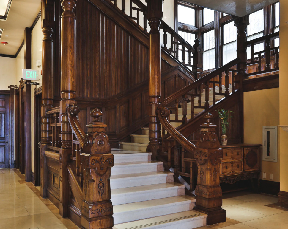 Neighbourgood Sutter Mansion