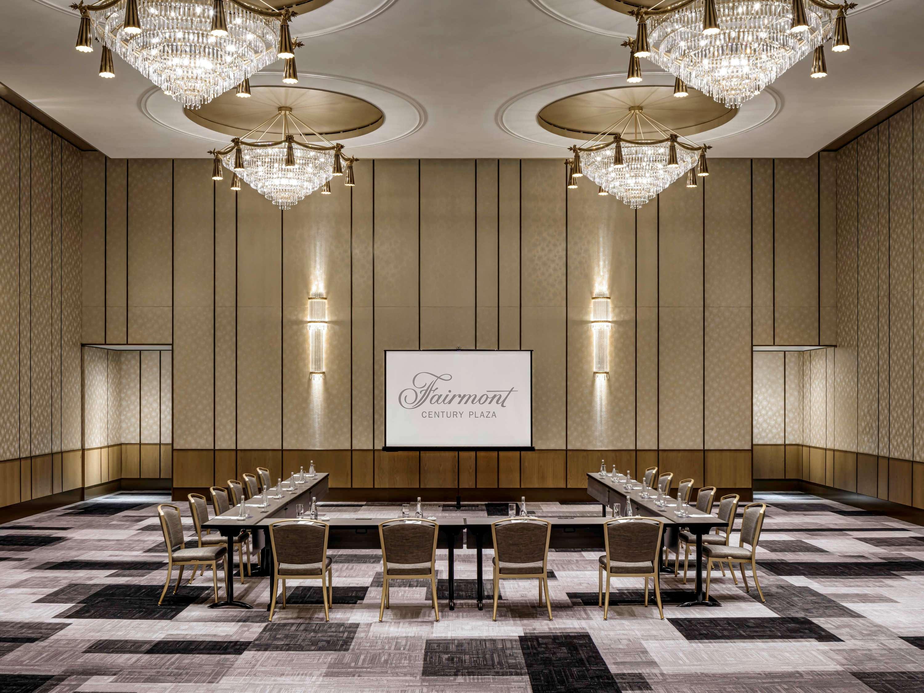 Fairmont Century Plaza 8