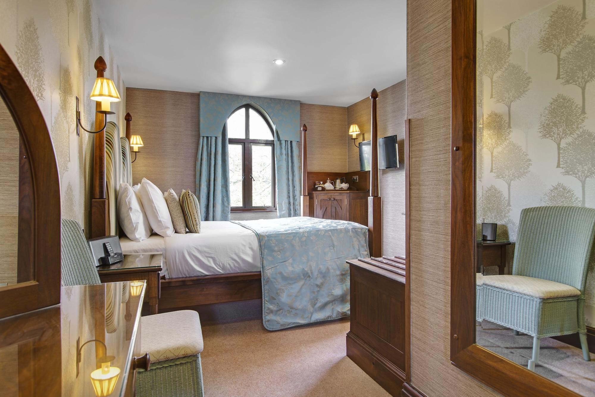 Cedar Manor 9