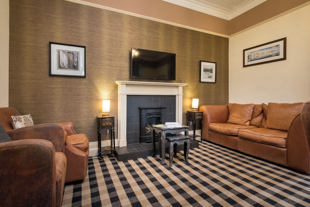 The Howbeck & Retreat 3